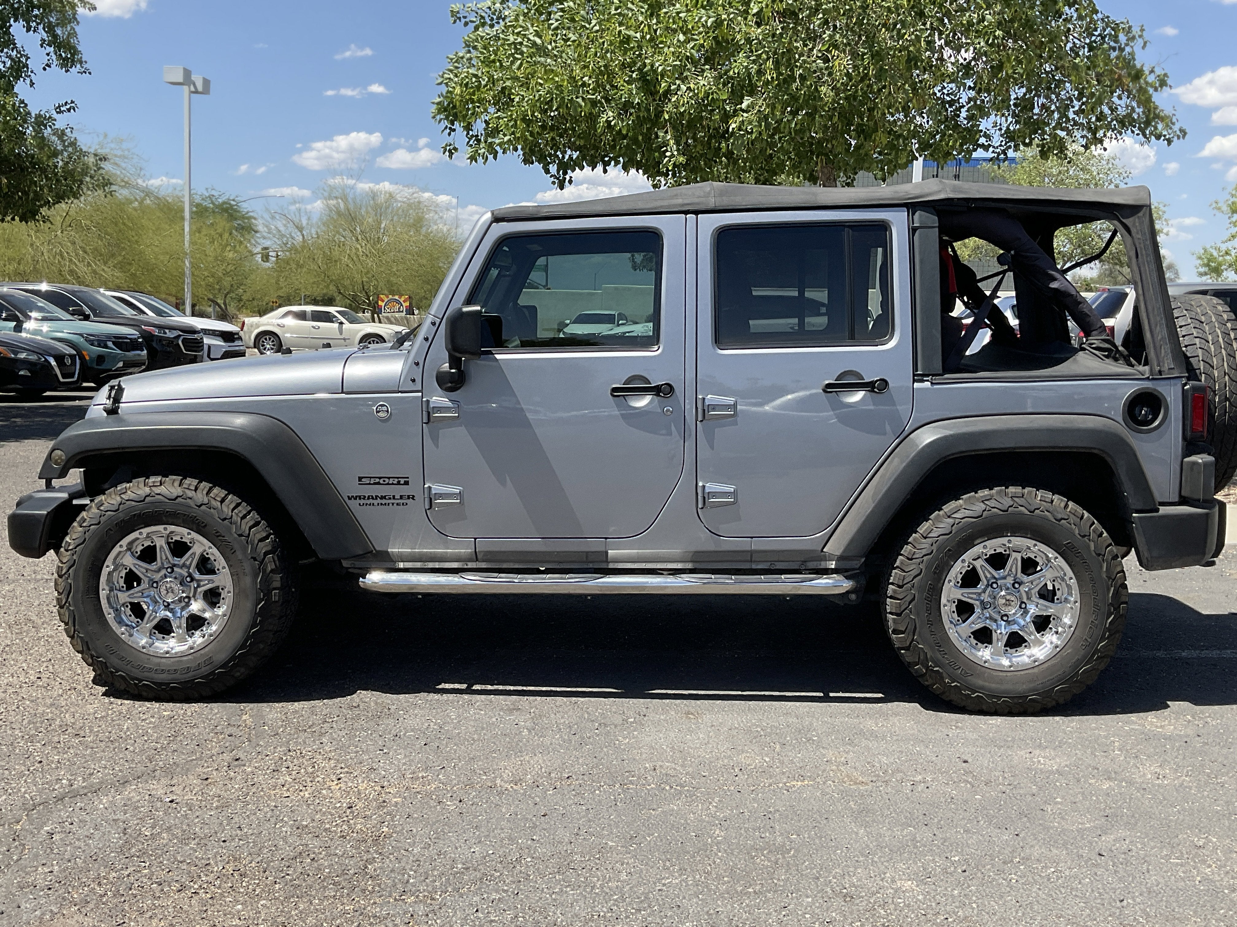 2013 Jeep Wrangler Unlimited Sport* CLEAN CARFAX/ ONE OWNER