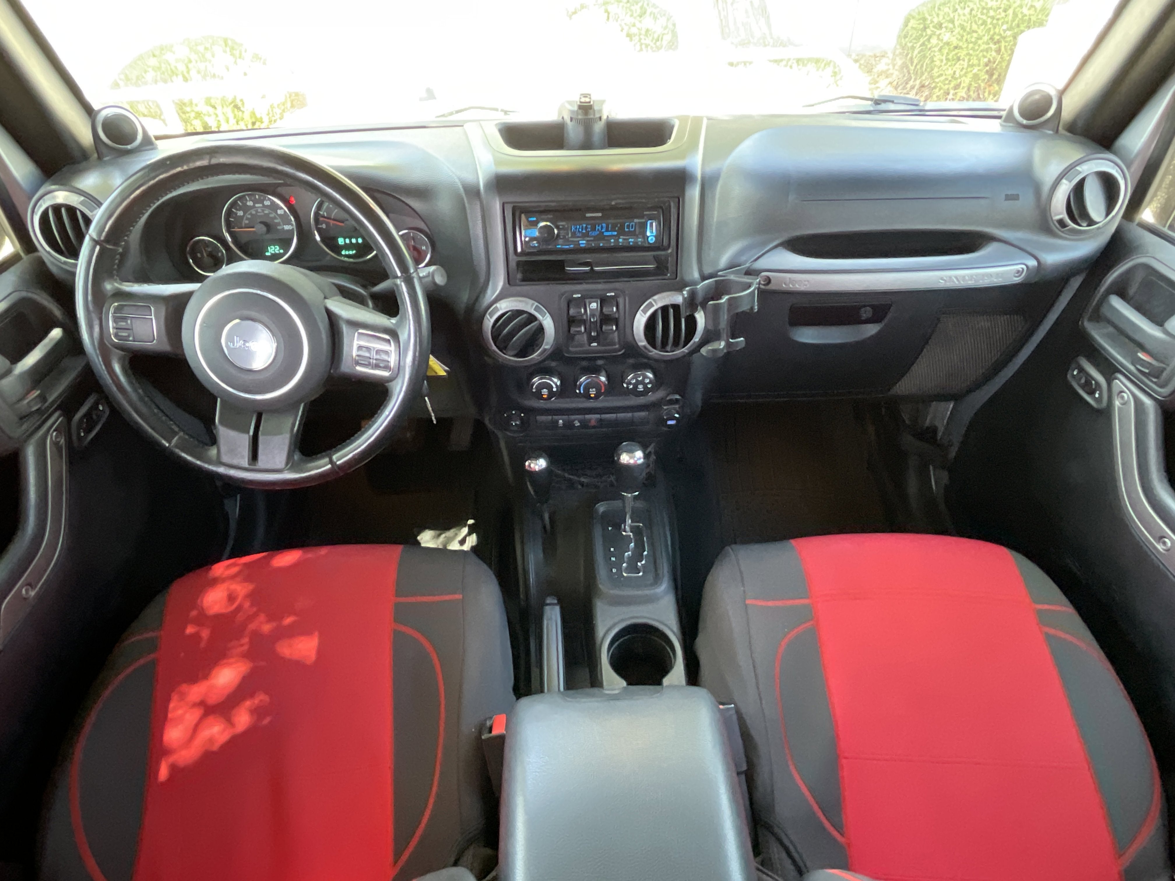 2013 Jeep Wrangler Unlimited Sport* CLEAN CARFAX/ ONE OWNER