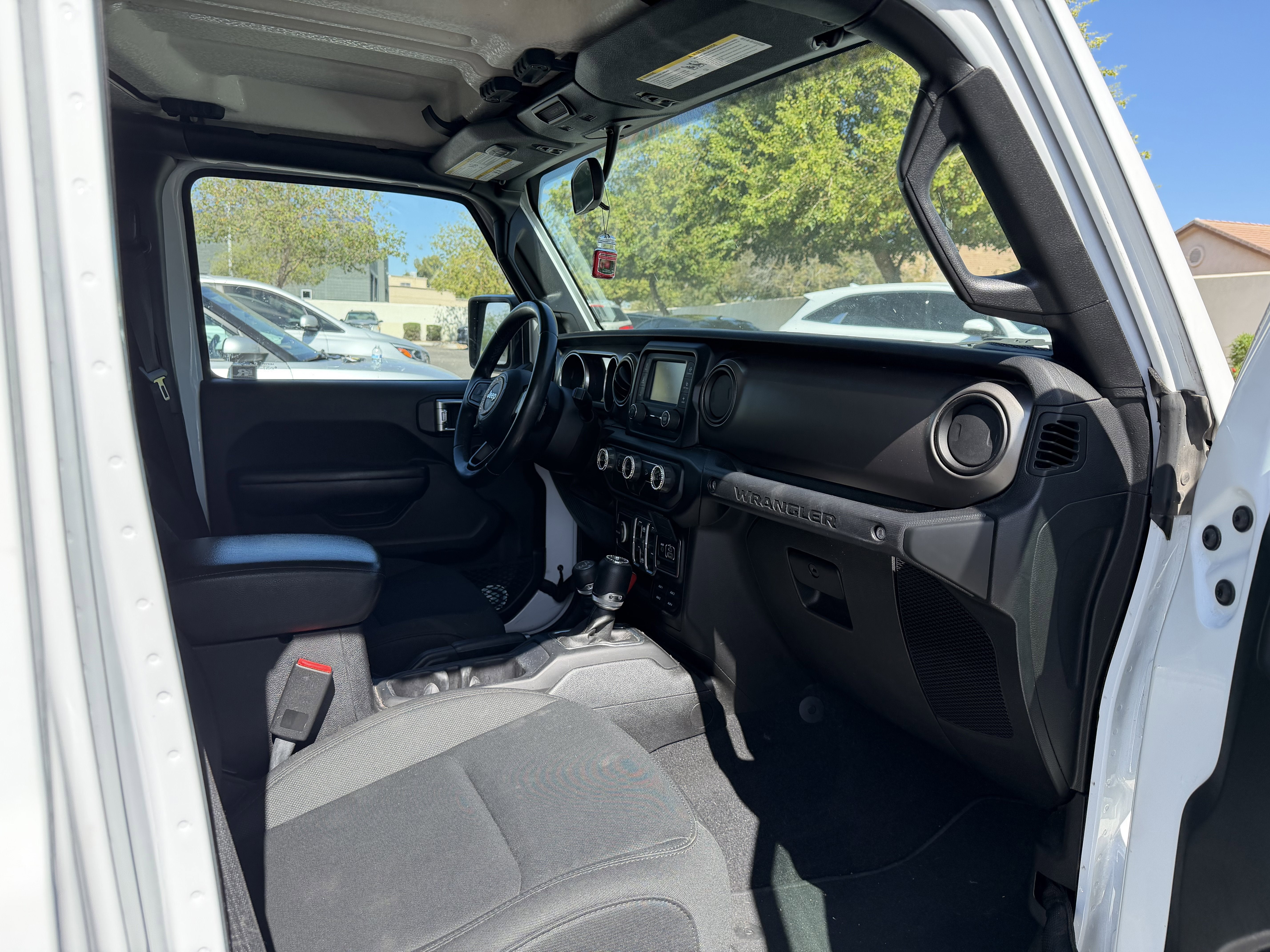 2018 Jeep Wrangler Unlimited Sport S* CLEAN CARFAX