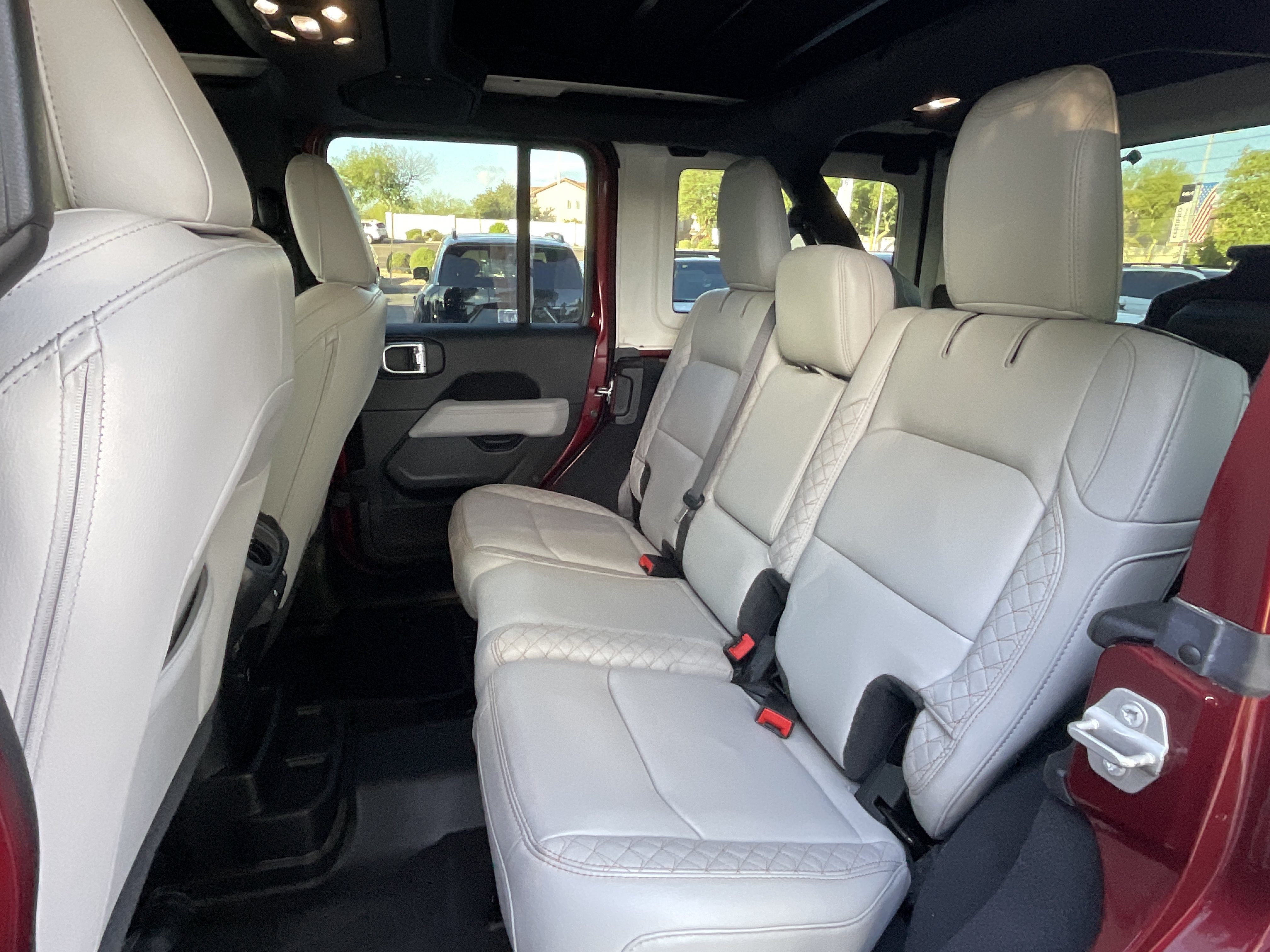 2021 Jeep Wrangler Unlimited Sahara High Altitude