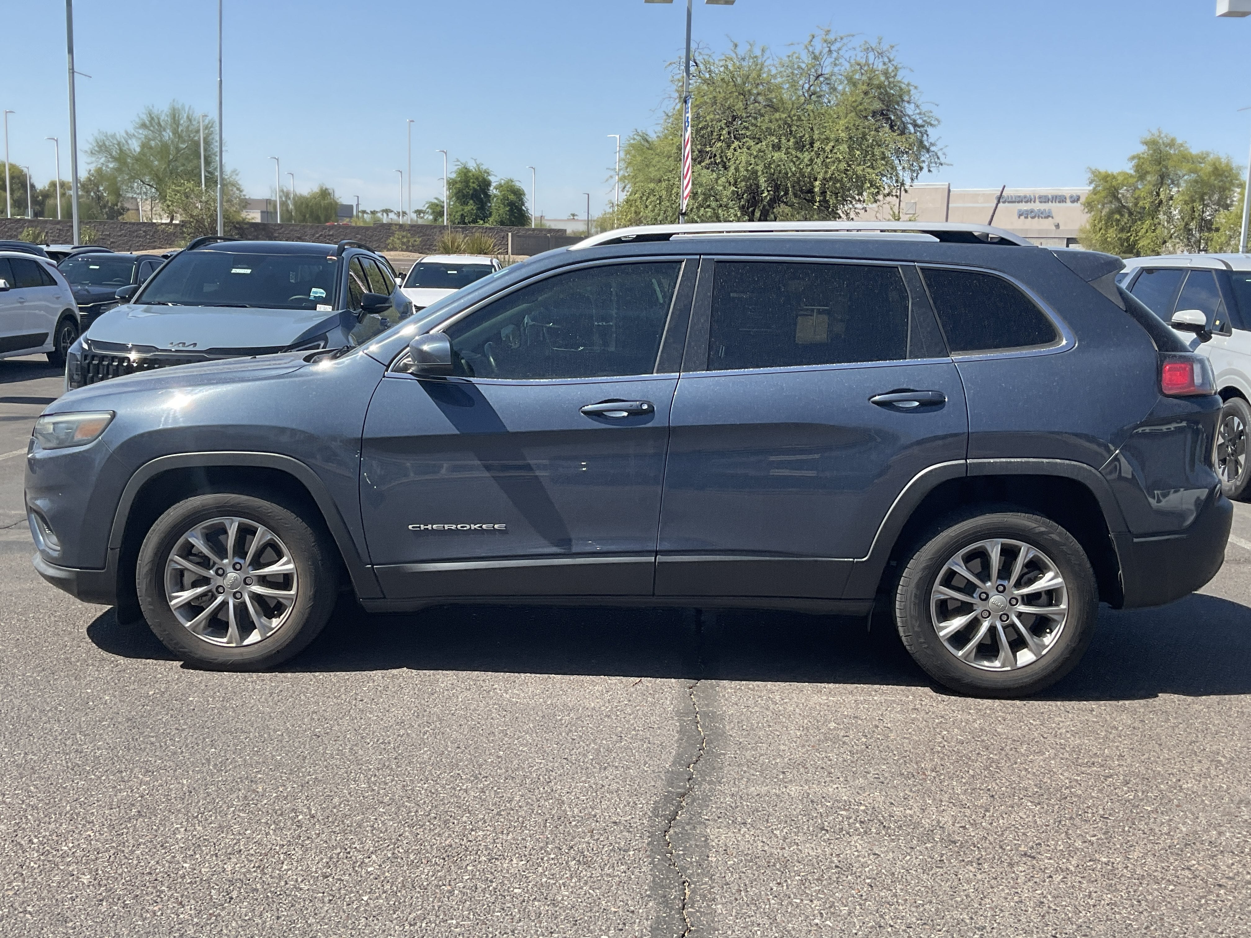 2021 Jeep Cherokee Latitude Lux