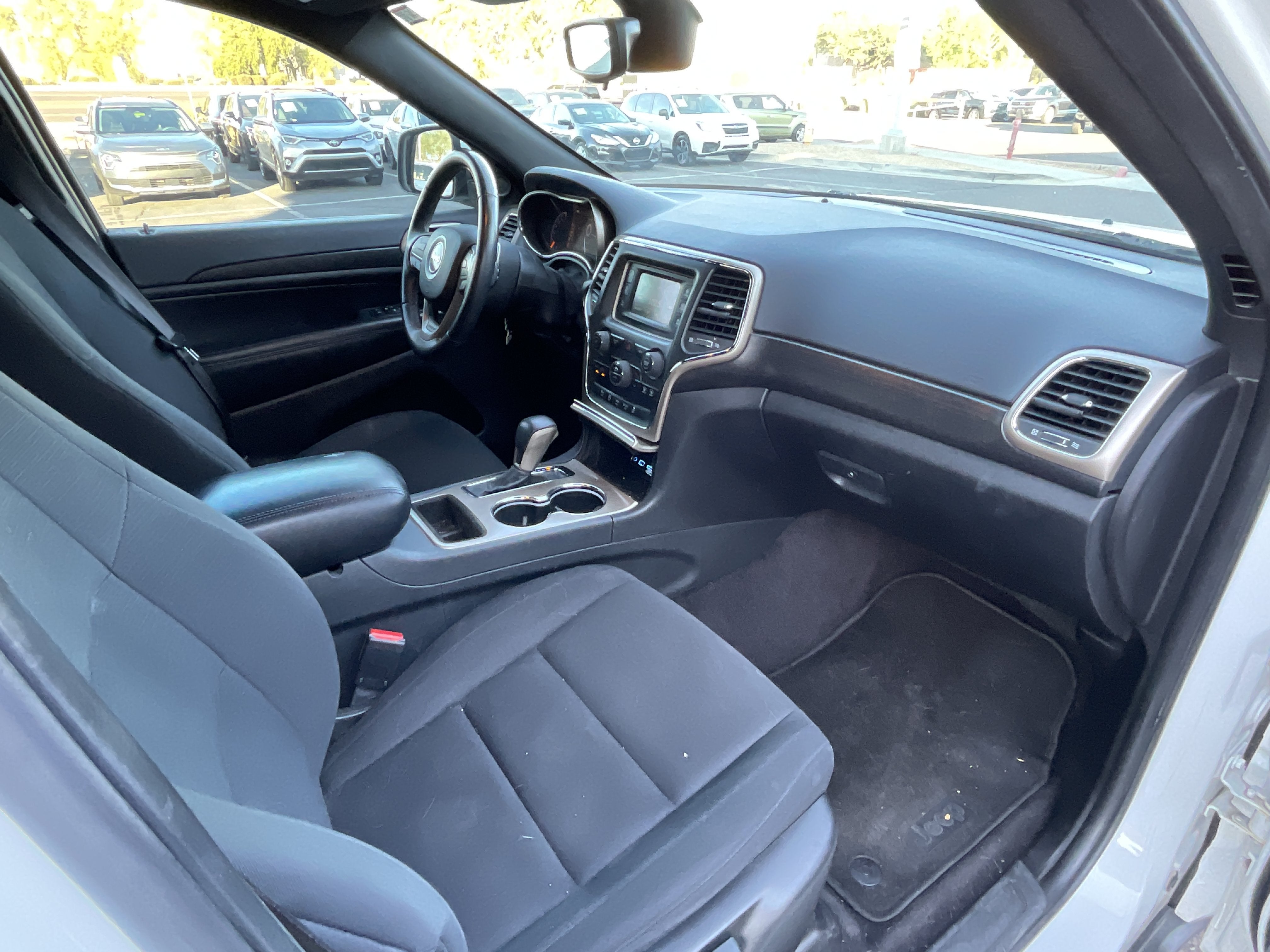 2017 Jeep Grand Cherokee Laredo