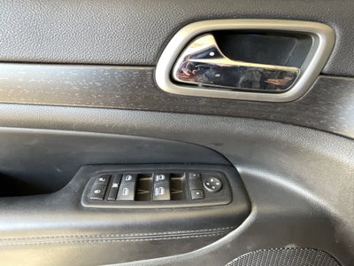 2017 Jeep Grand Cherokee Laredo