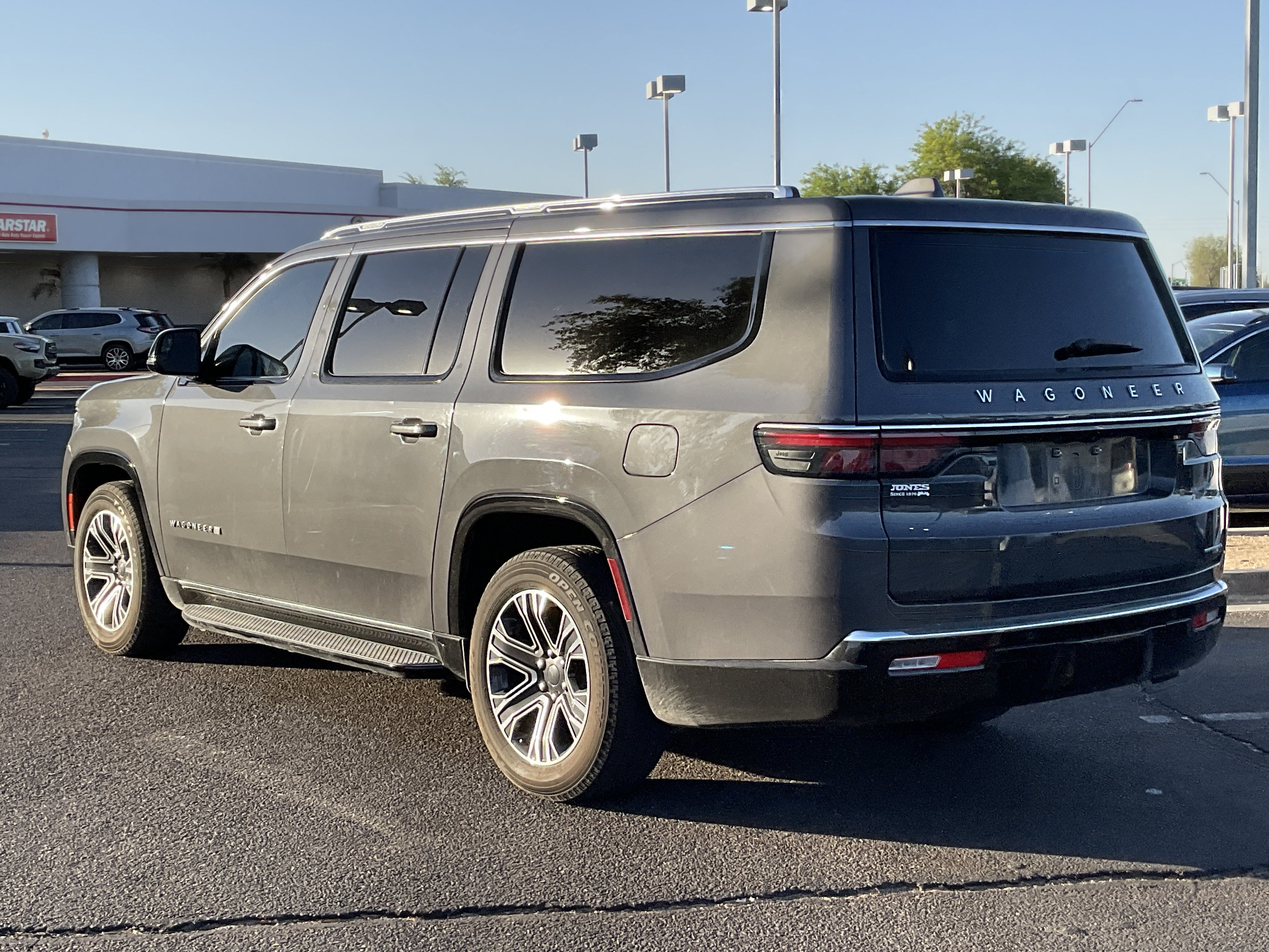 2023 Jeep Wagoneer L Series II