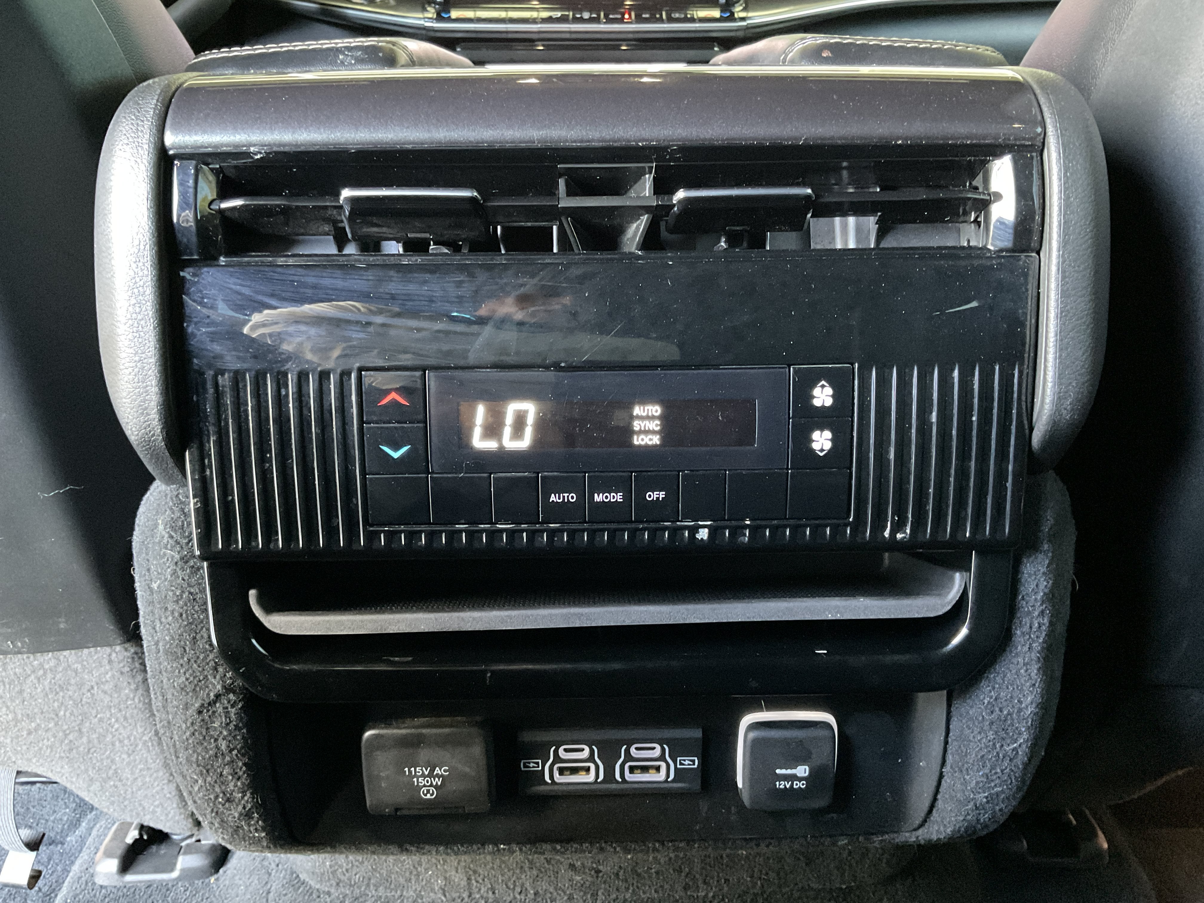 2023 Jeep Wagoneer L 1 OWNER CLEAN CARFAX