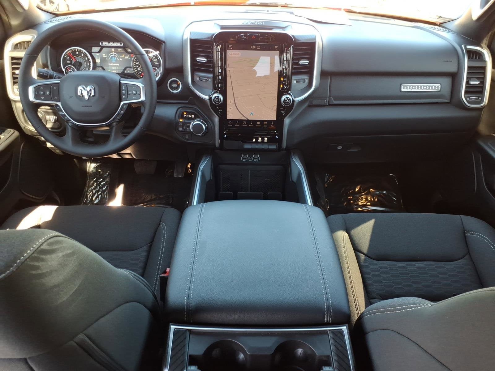 2025 RAM 1500 Big Horn* CLN CARFAX/ 1 OWNER