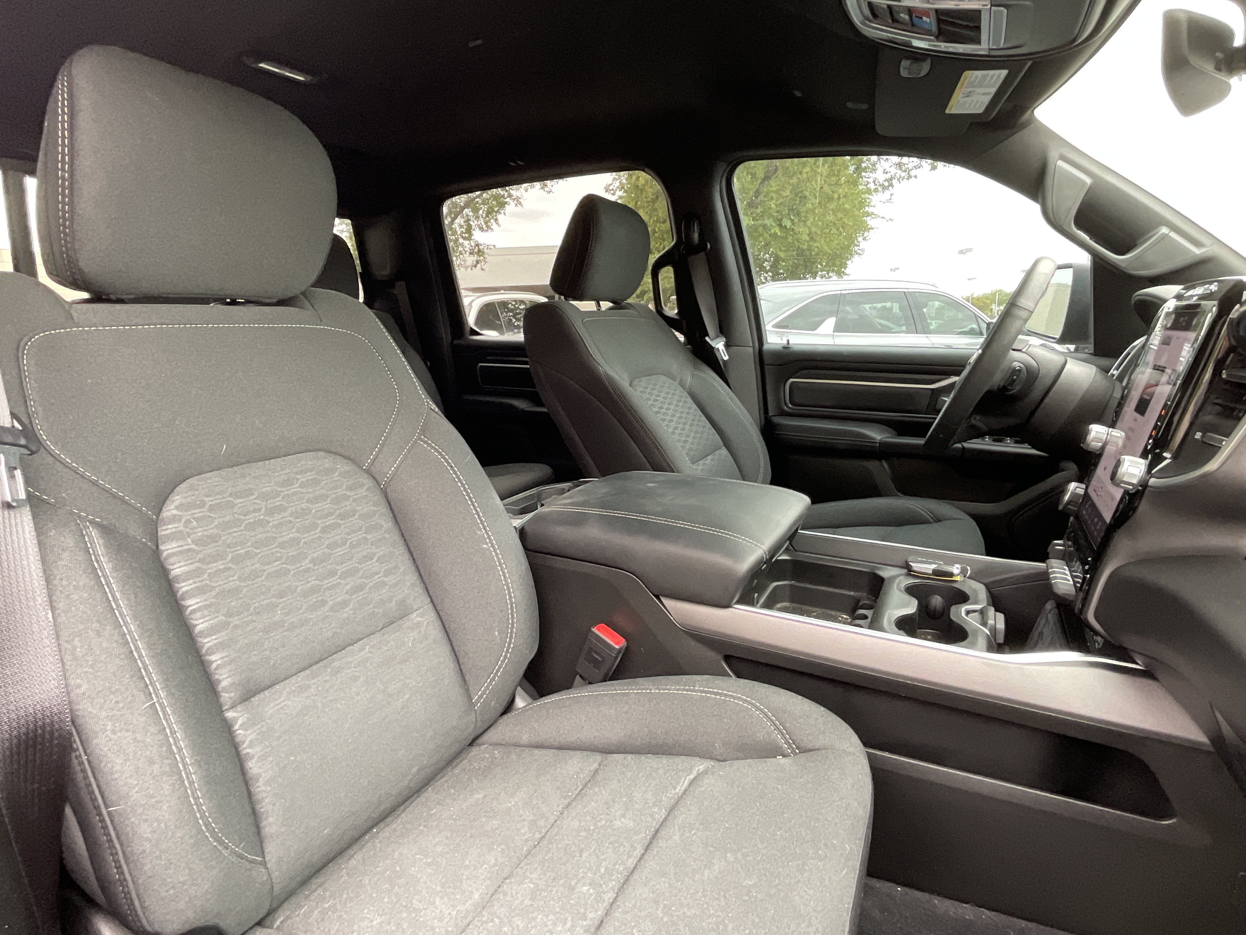 2025 RAM 1500 Big Horn*Clean Carfax/1 Owner