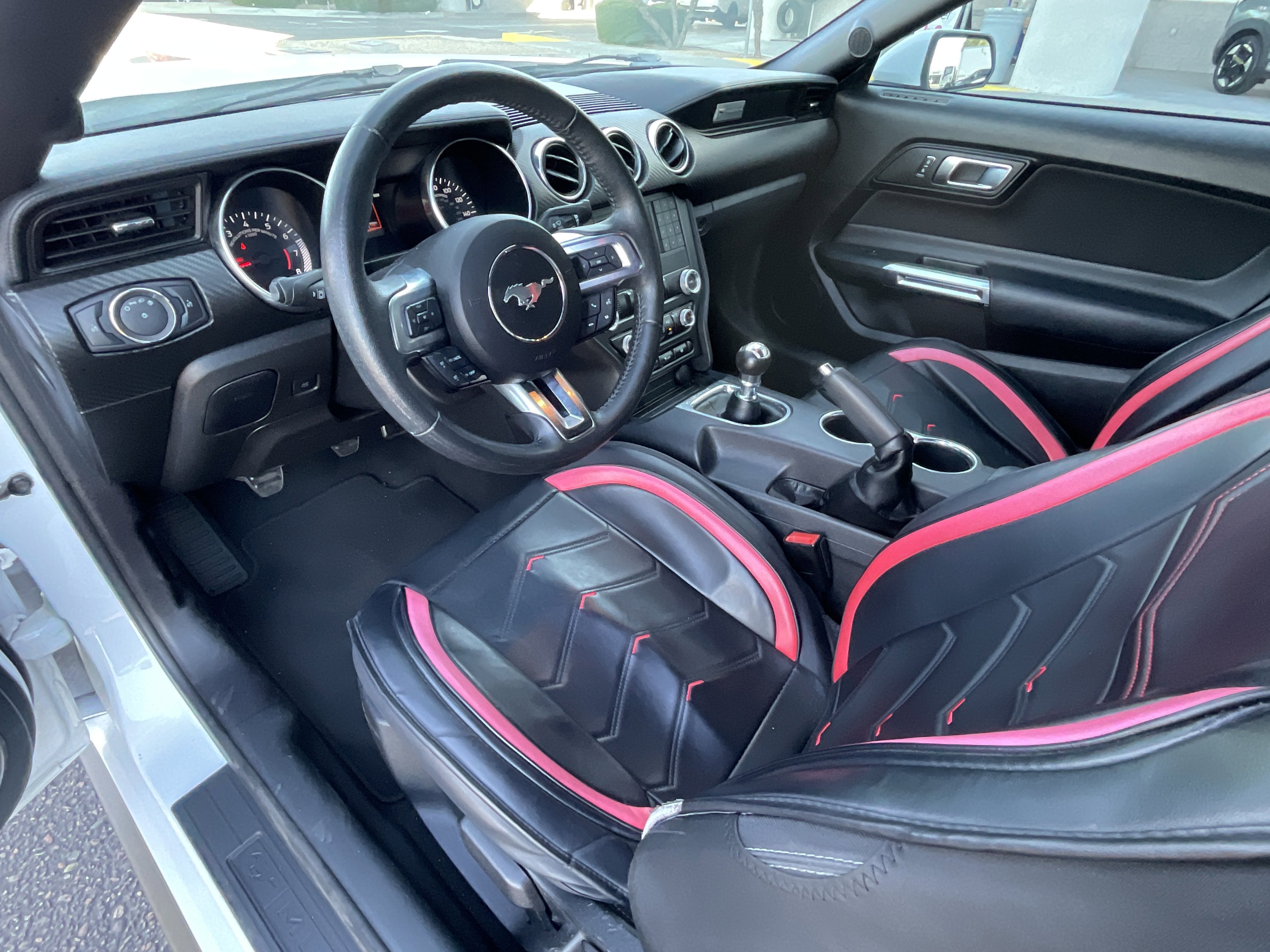 2021 Ford Mustang EcoBoost