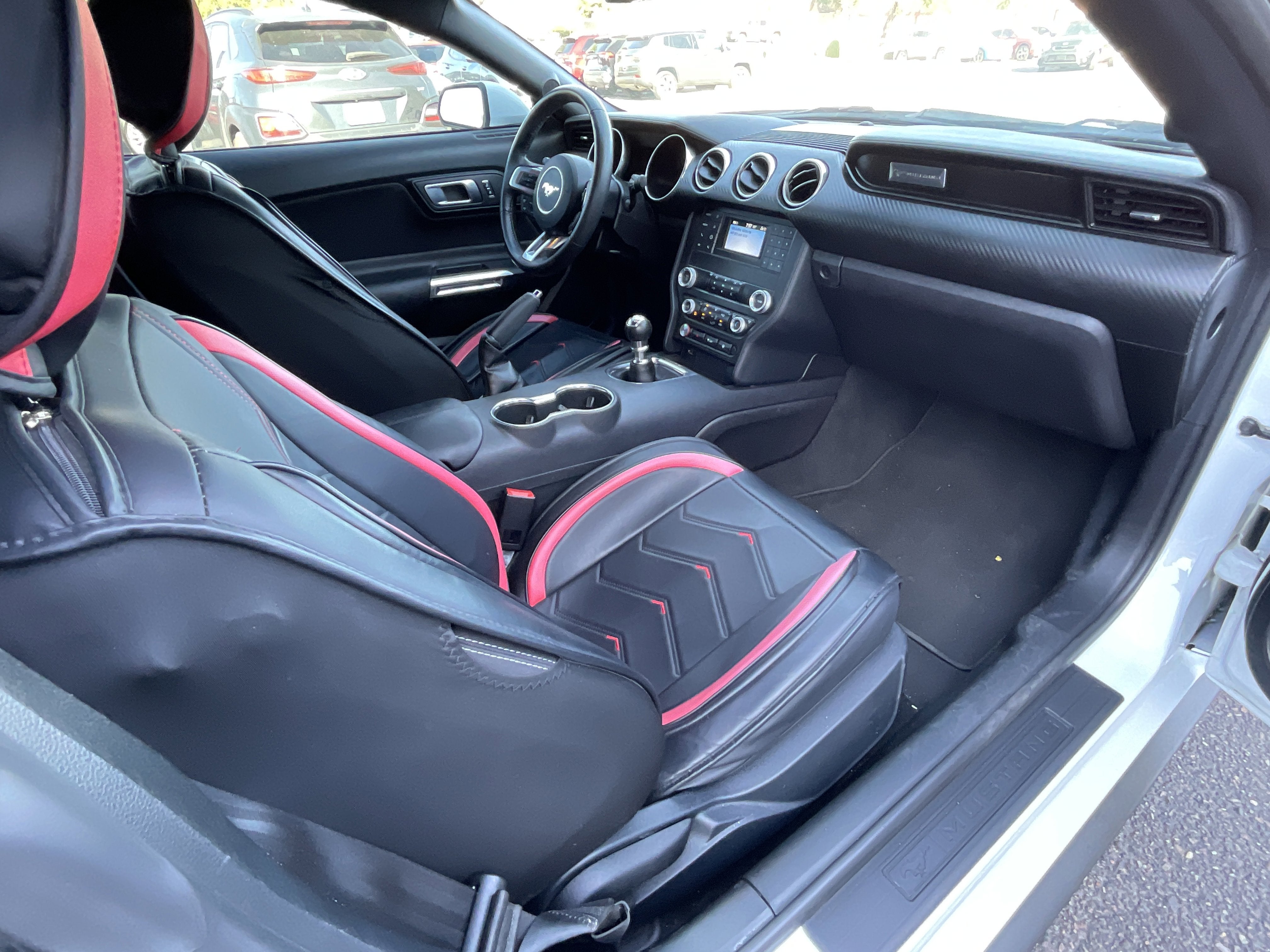 2021 Ford Mustang EcoBoost
