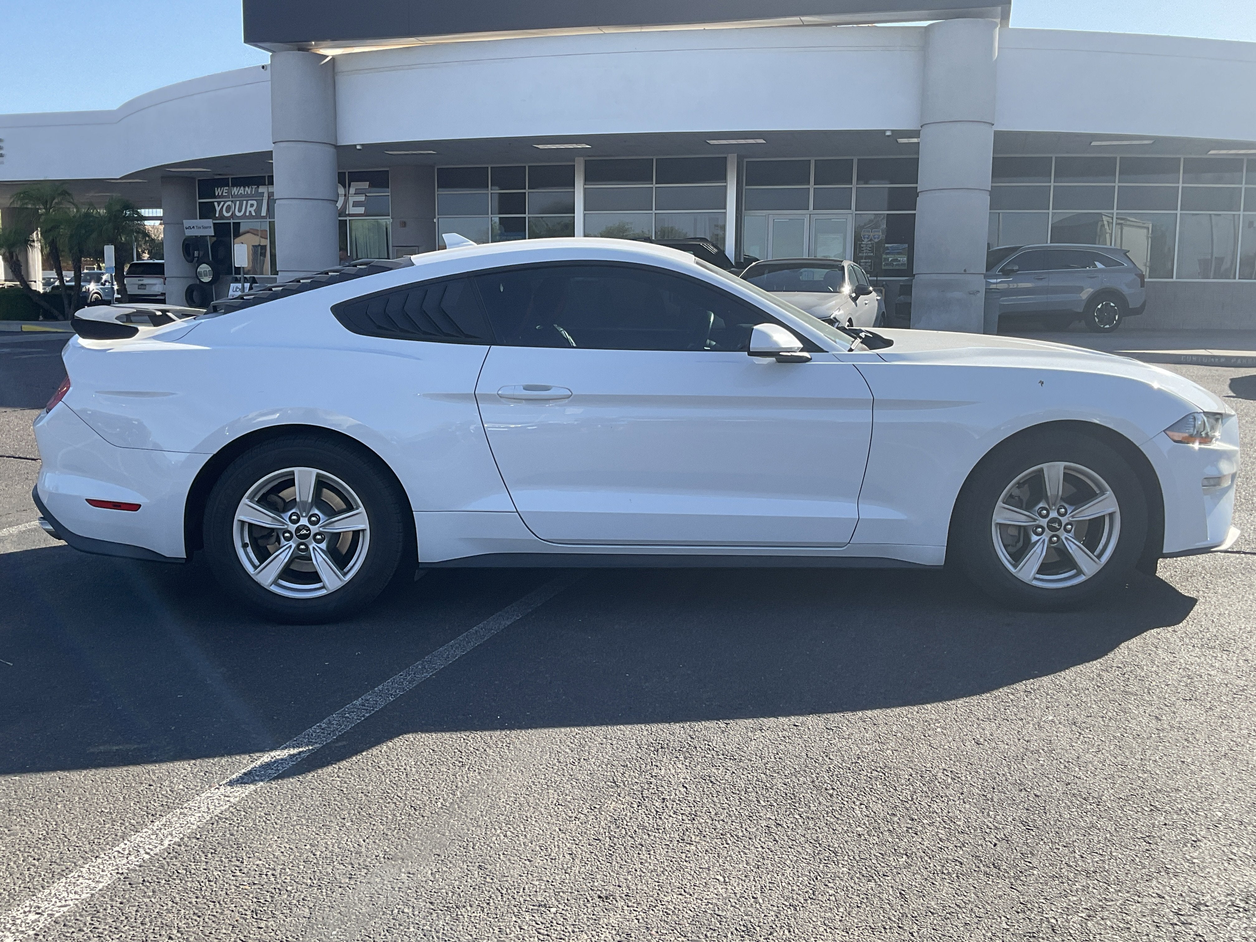 2021 Ford Mustang EcoBoost
