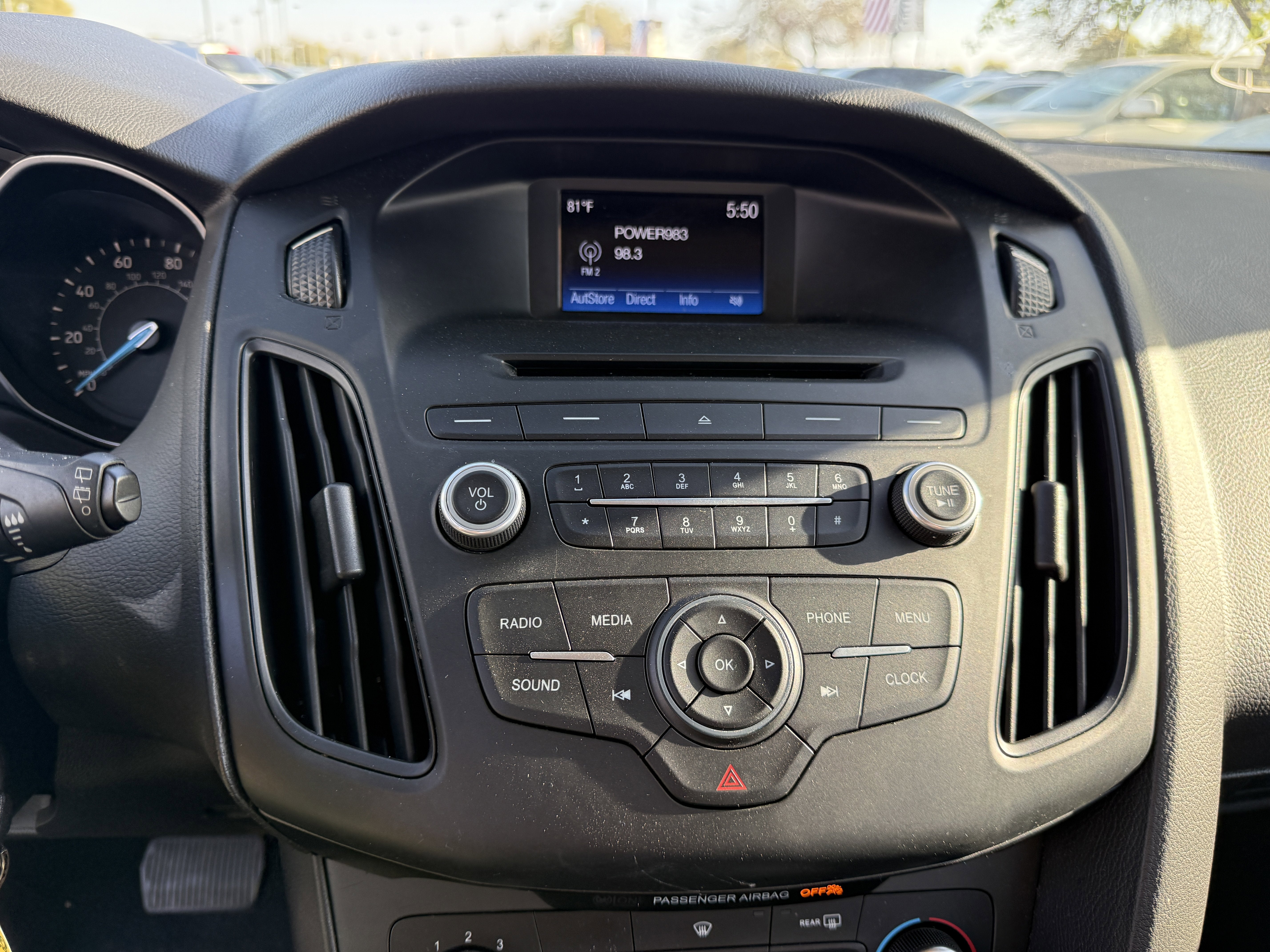 2016 Ford Focus SE** SUPER LOW MILES