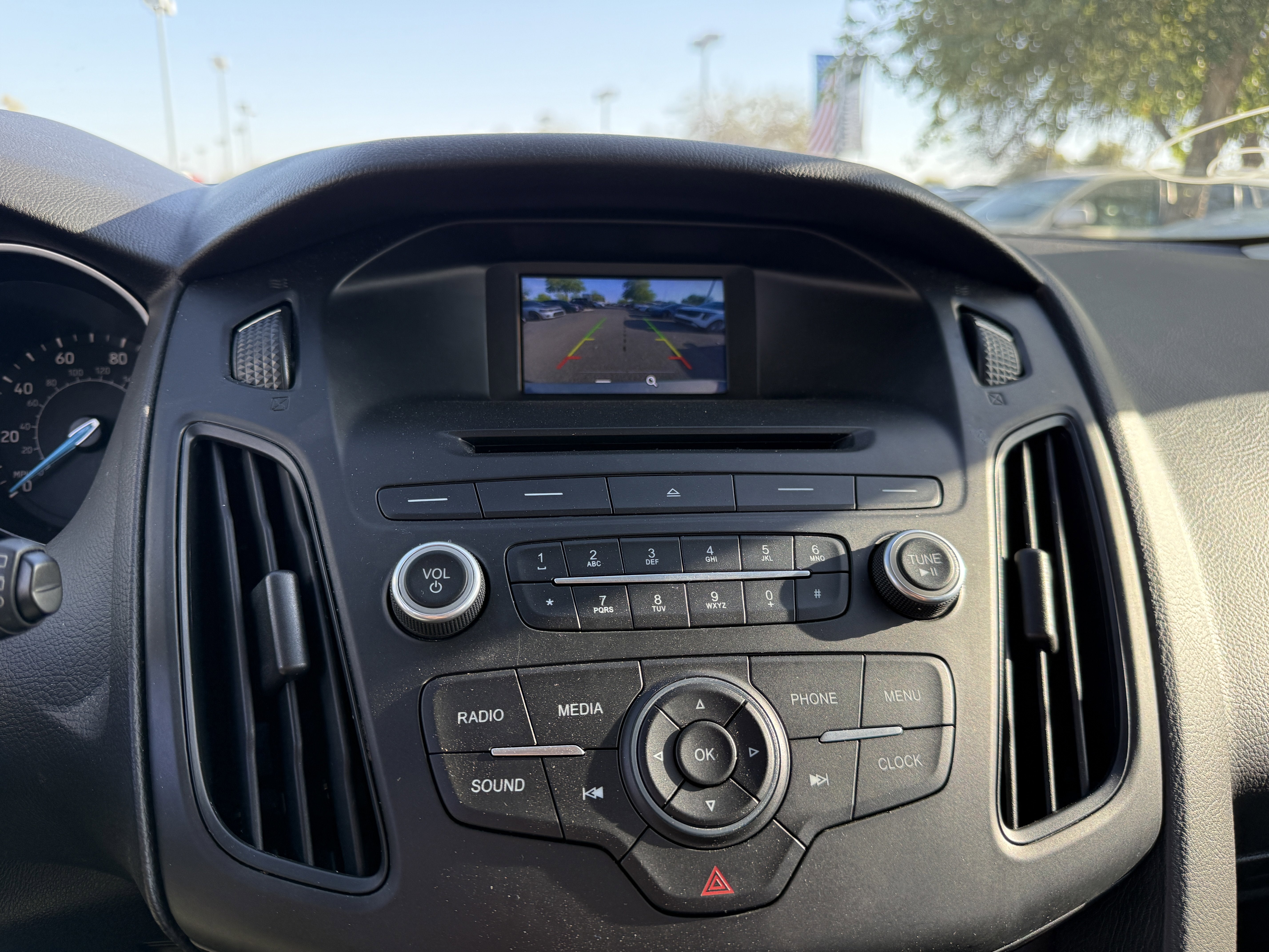 2016 Ford Focus SE** SUPER LOW MILES