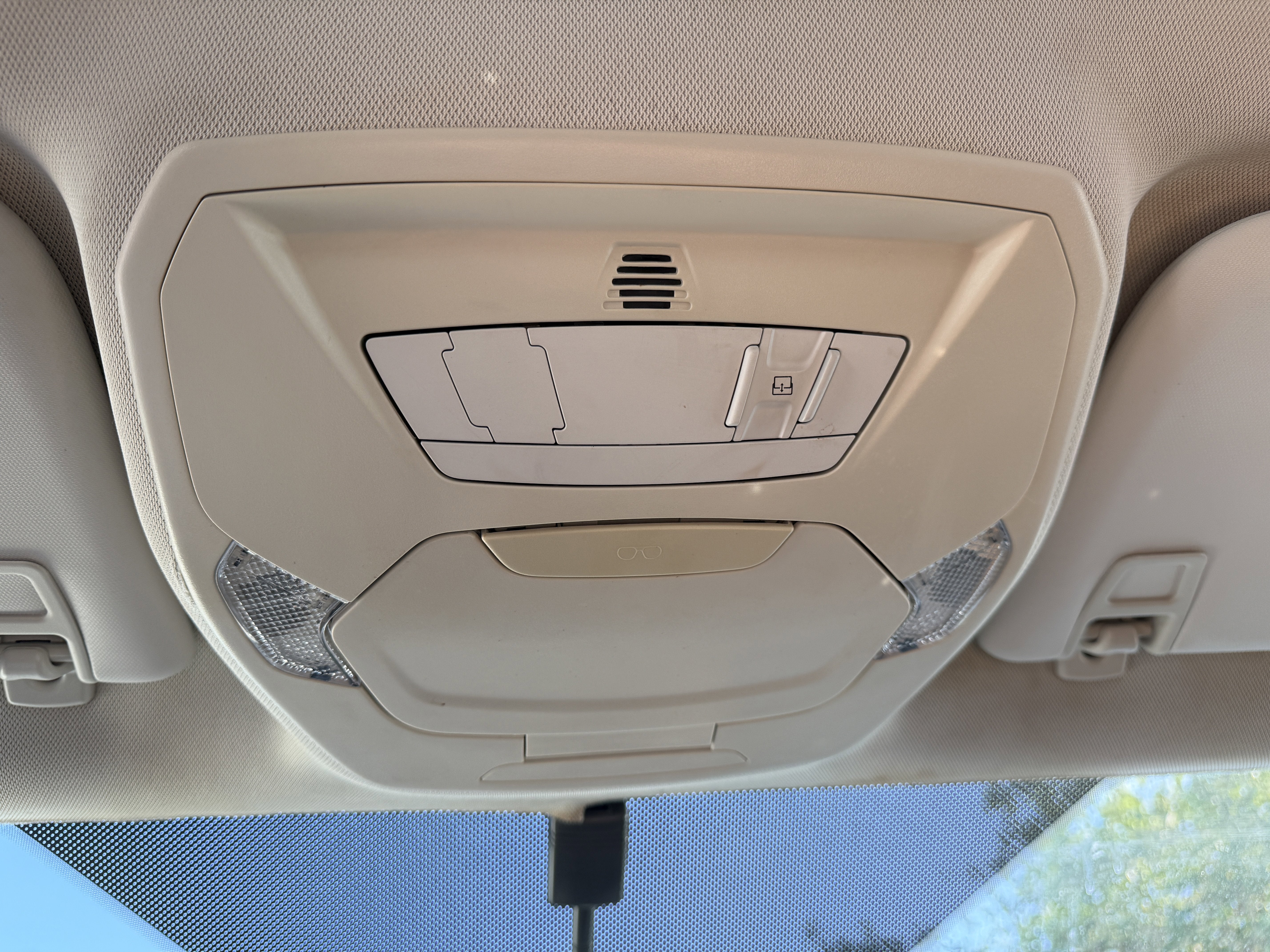 2016 Ford Focus SE** SUPER LOW MILES