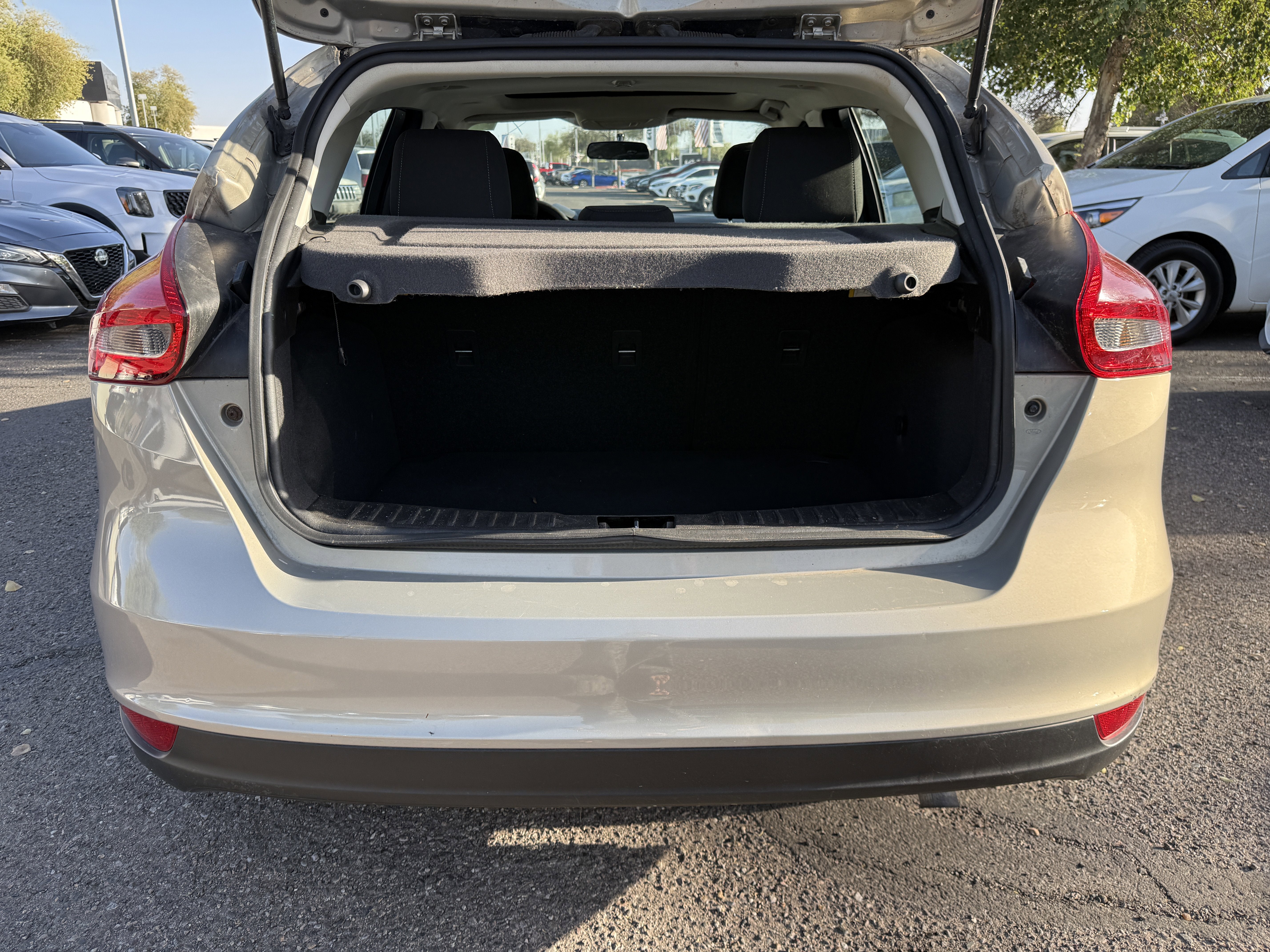 2016 Ford Focus SE** SUPER LOW MILES