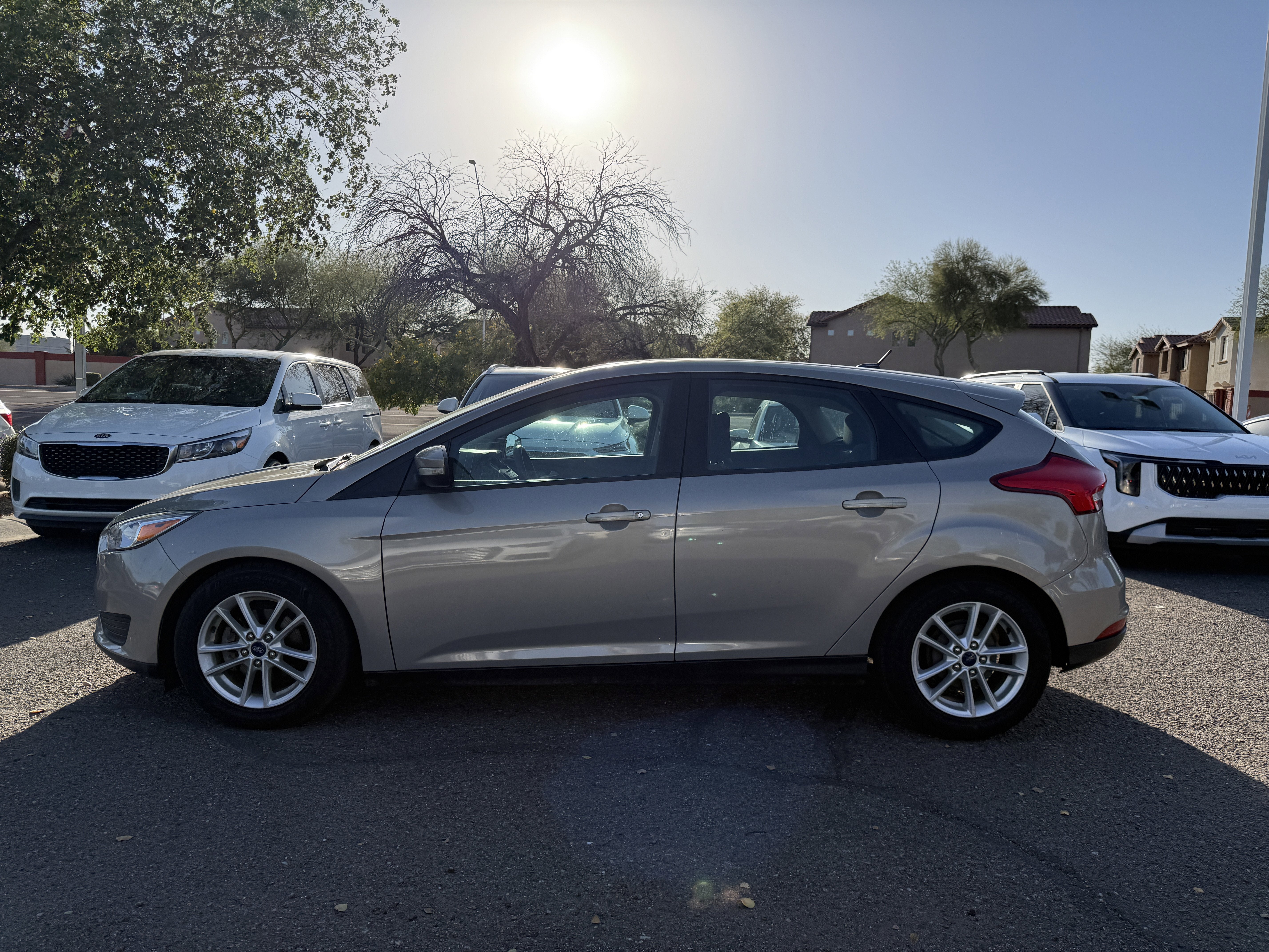 2016 Ford Focus SE** SUPER LOW MILES