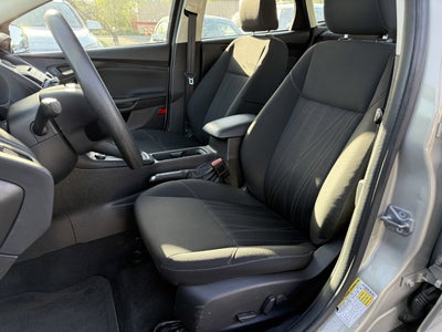 2016 Ford Focus SE** SUPER LOW MILES