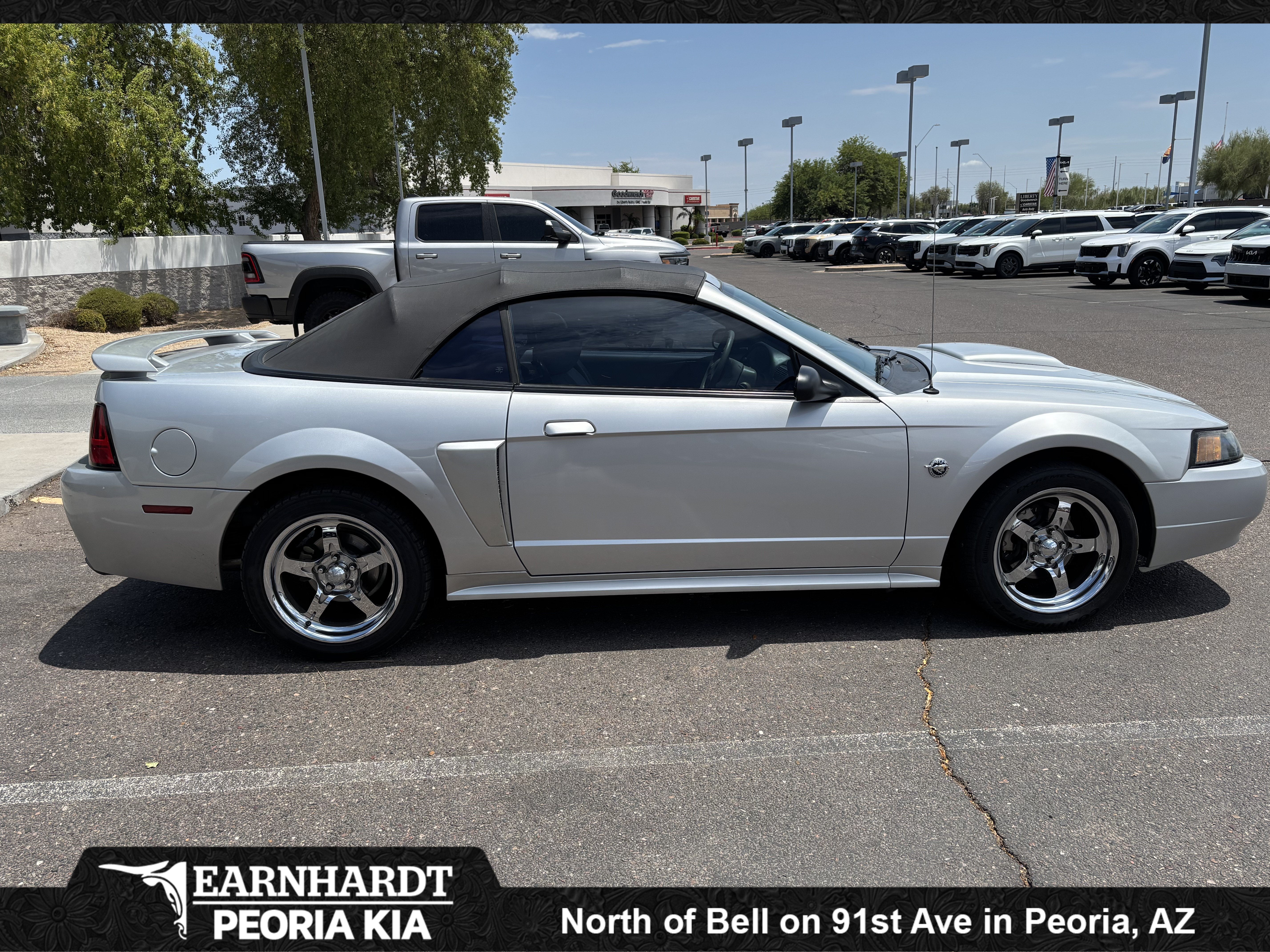2004 Ford Mustang GT Premium**1 OWN CLN CF LOW MILES