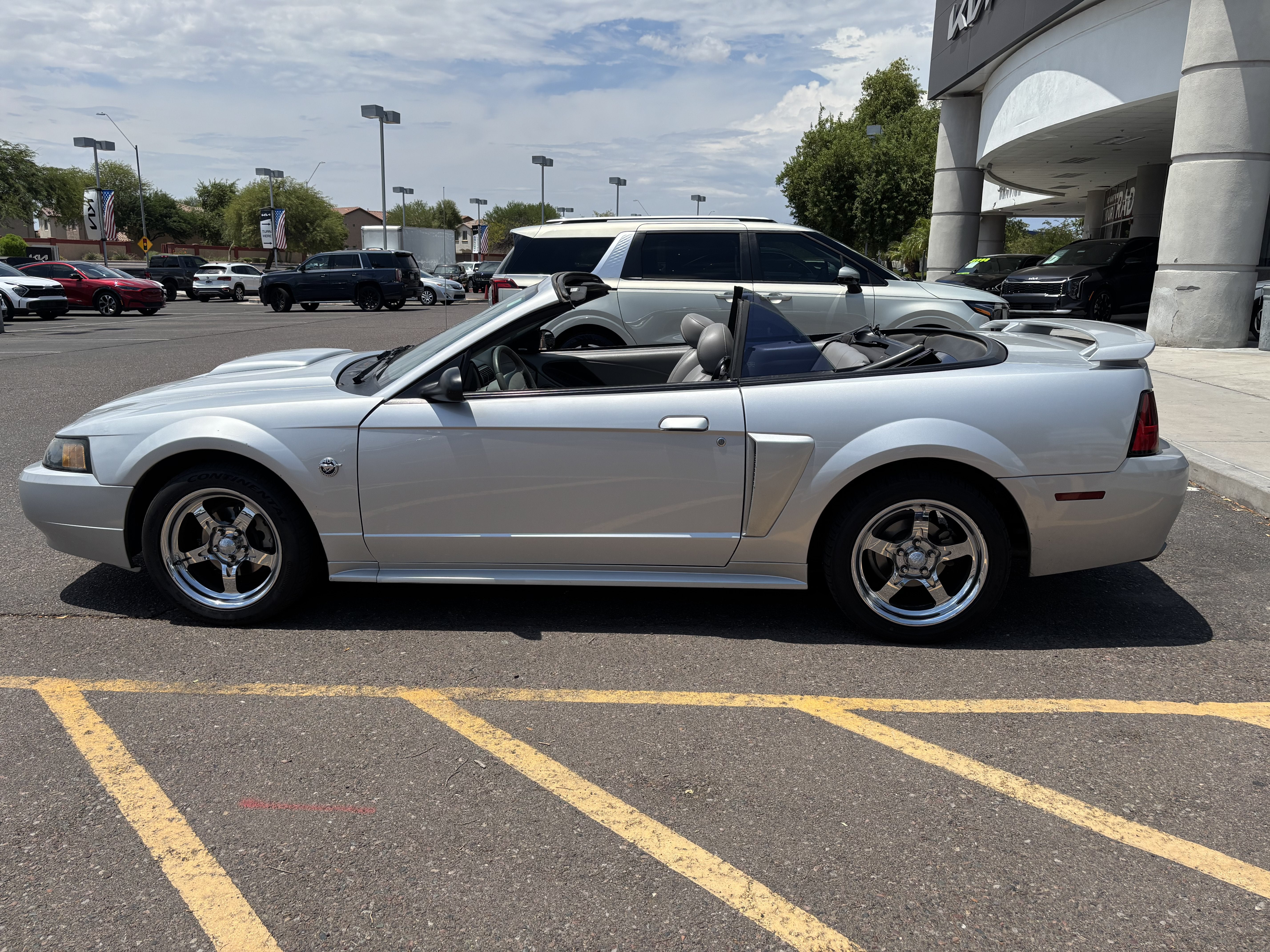2004 Ford Mustang GT Premium**1 OWN CLN CF LOW MILES