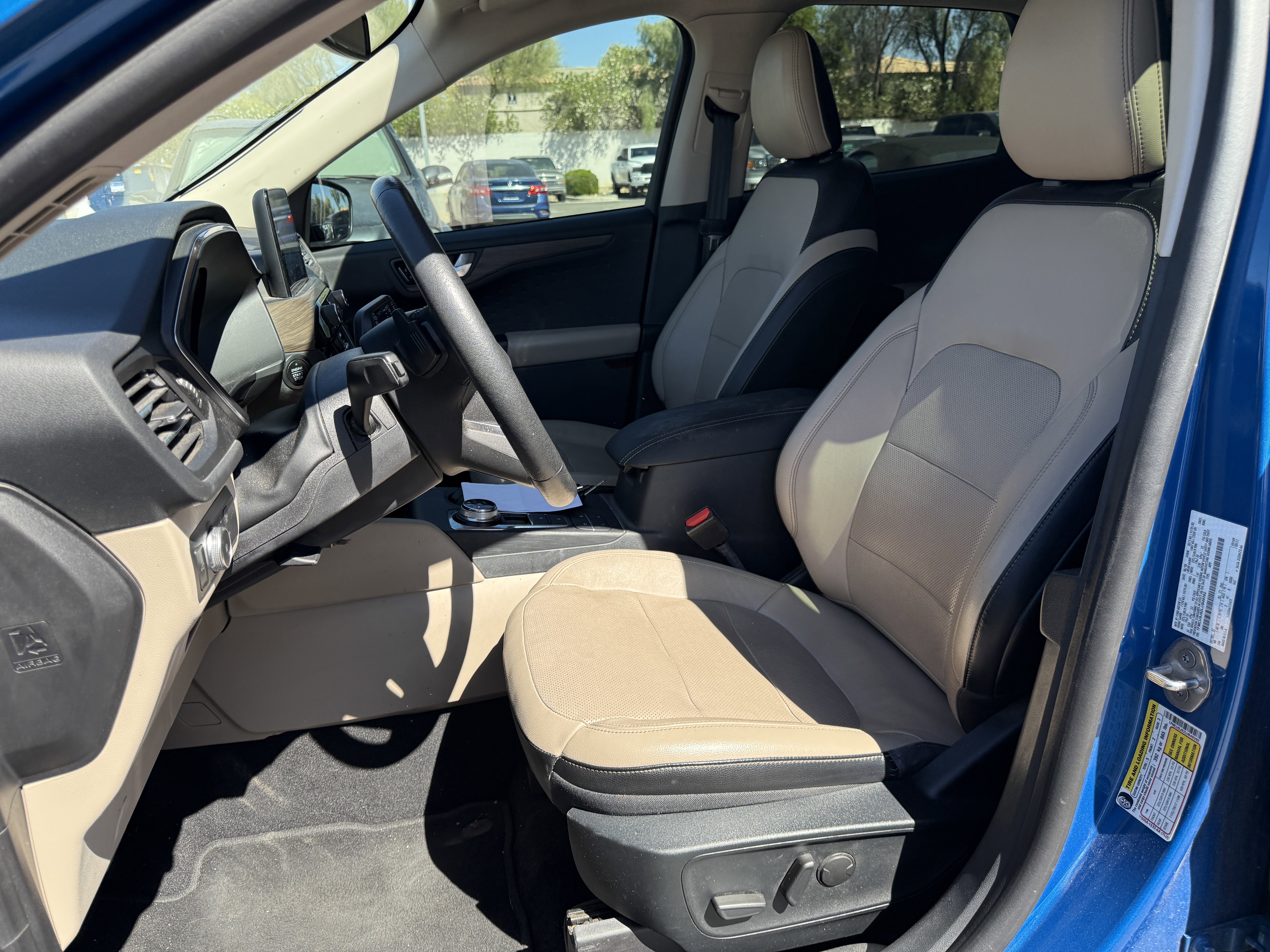 2020 Ford Escape Titanium* 1 OWNER/ CLN CARFX