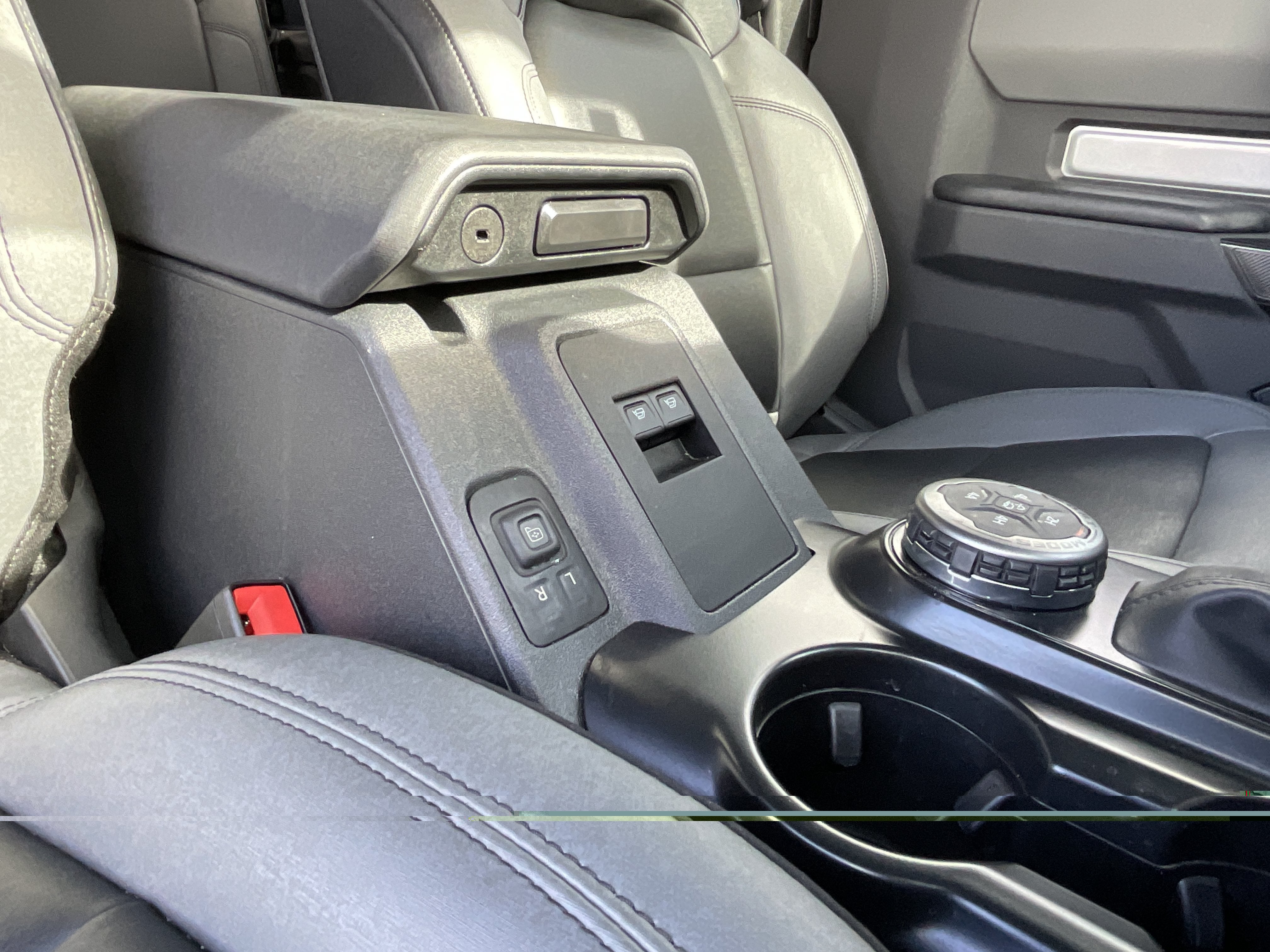 2024 Ford Bronco Black Diamond*SASQUATCH PACK