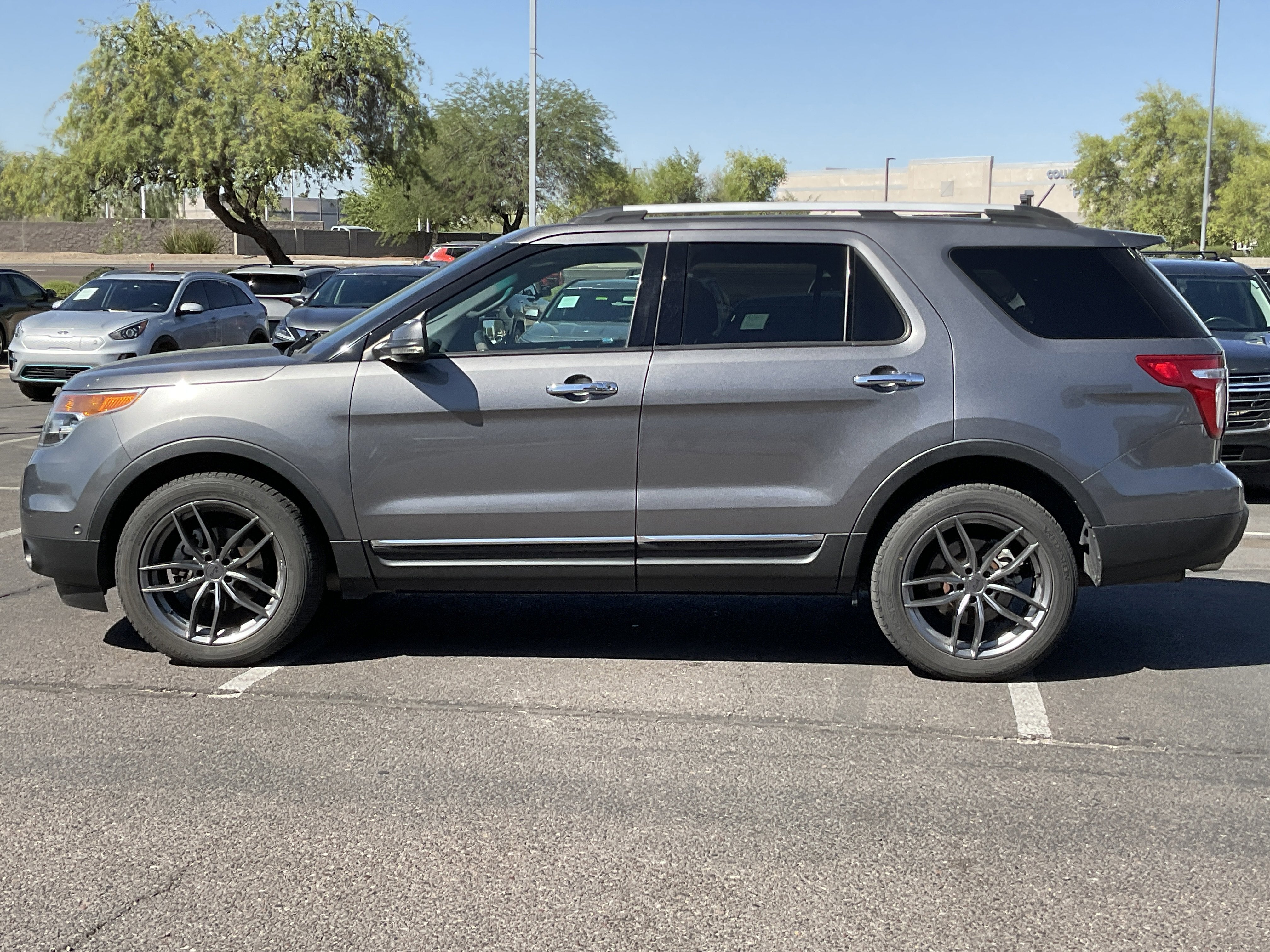 2012 Ford Explorer Limited**CLEAN CARFAX
