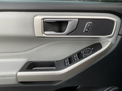 2023 Ford Explorer XLT***1 OWNER CLN CF