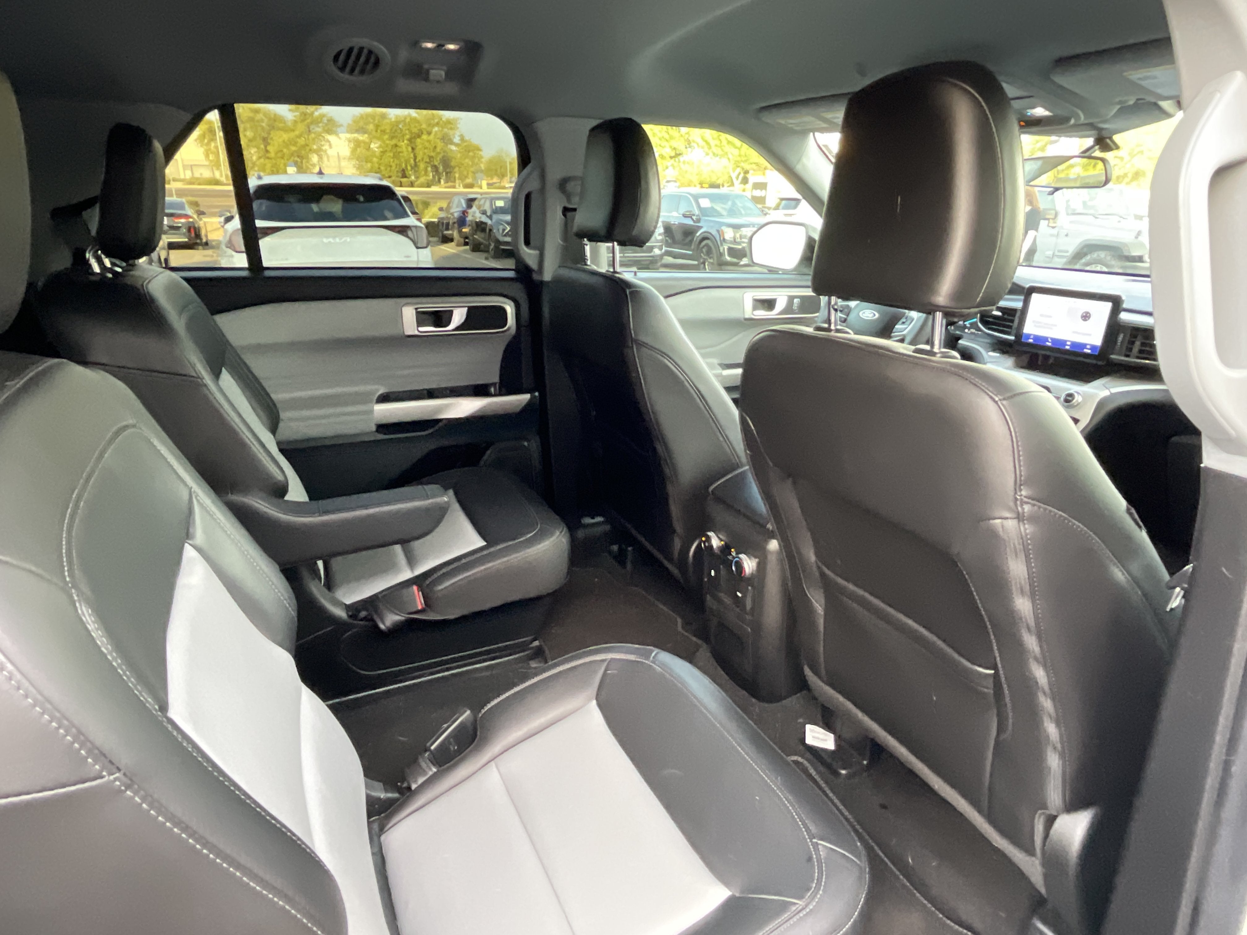 2023 Ford Explorer XLT***1 OWNER CLN CF