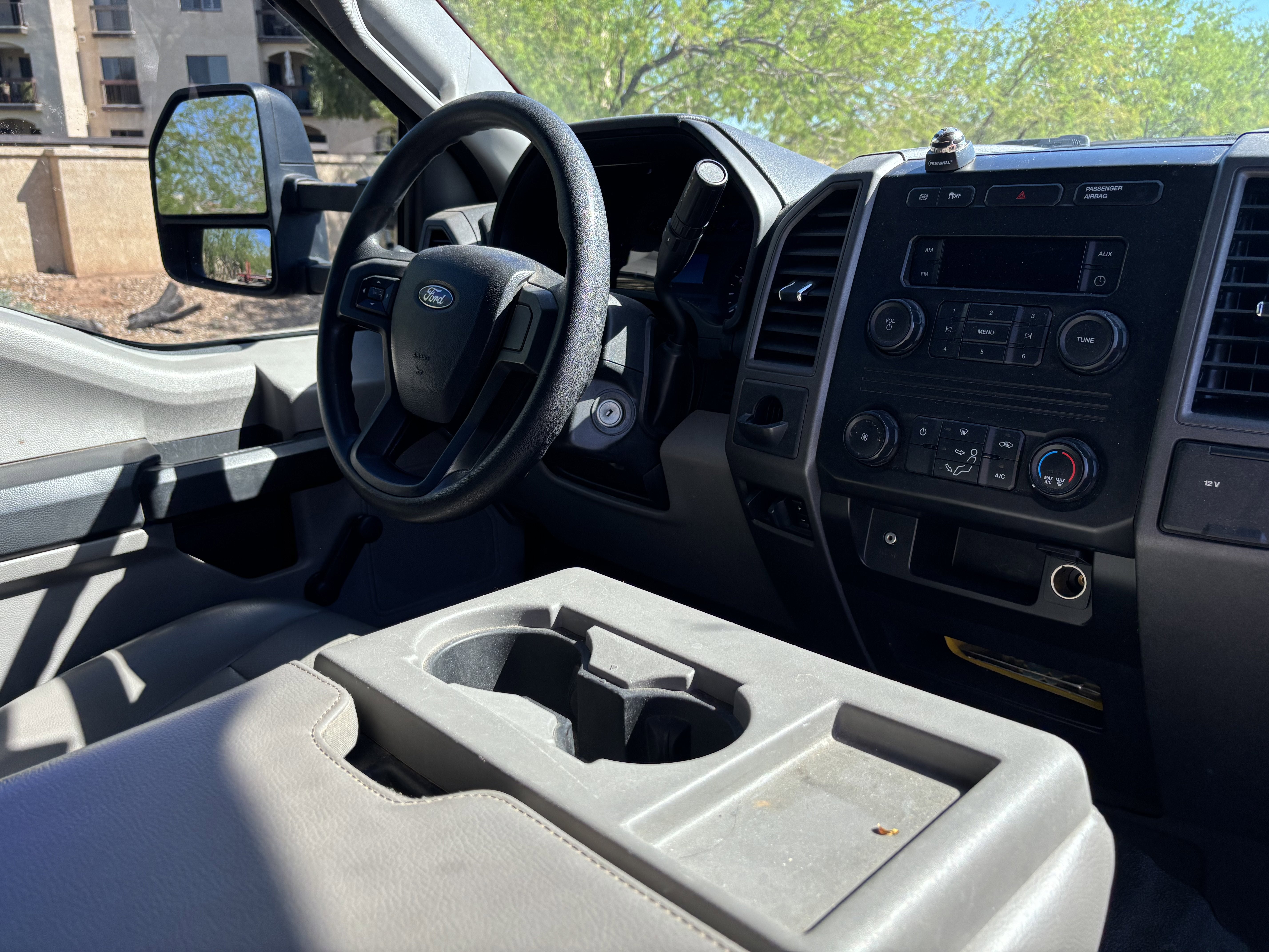 2017 Ford Super Duty F-250 SRW XL**2 OWNER ONLY 4K MILES