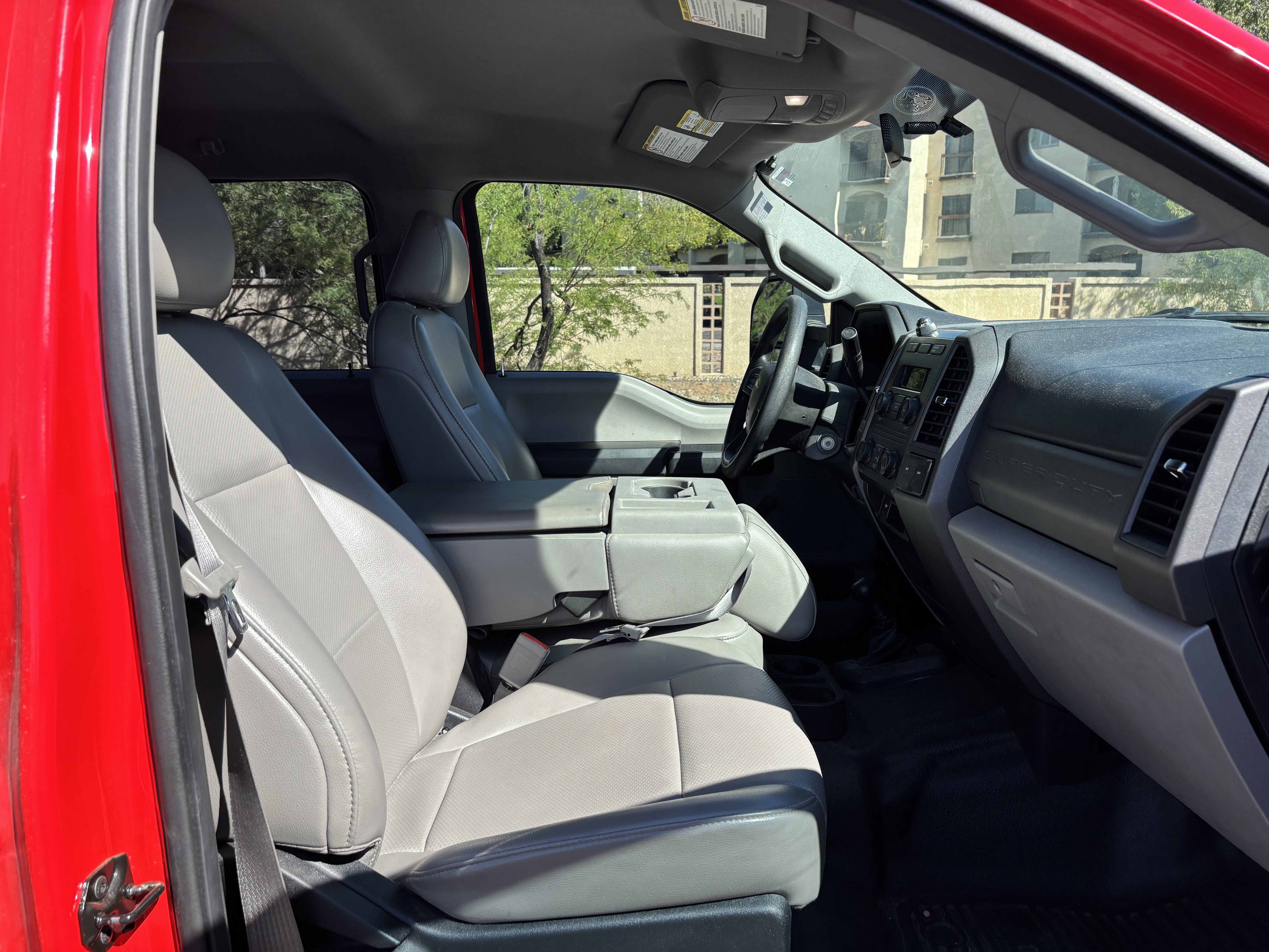 2017 Ford Super Duty F-250 SRW XL**2 OWNER ONLY 4K MILES