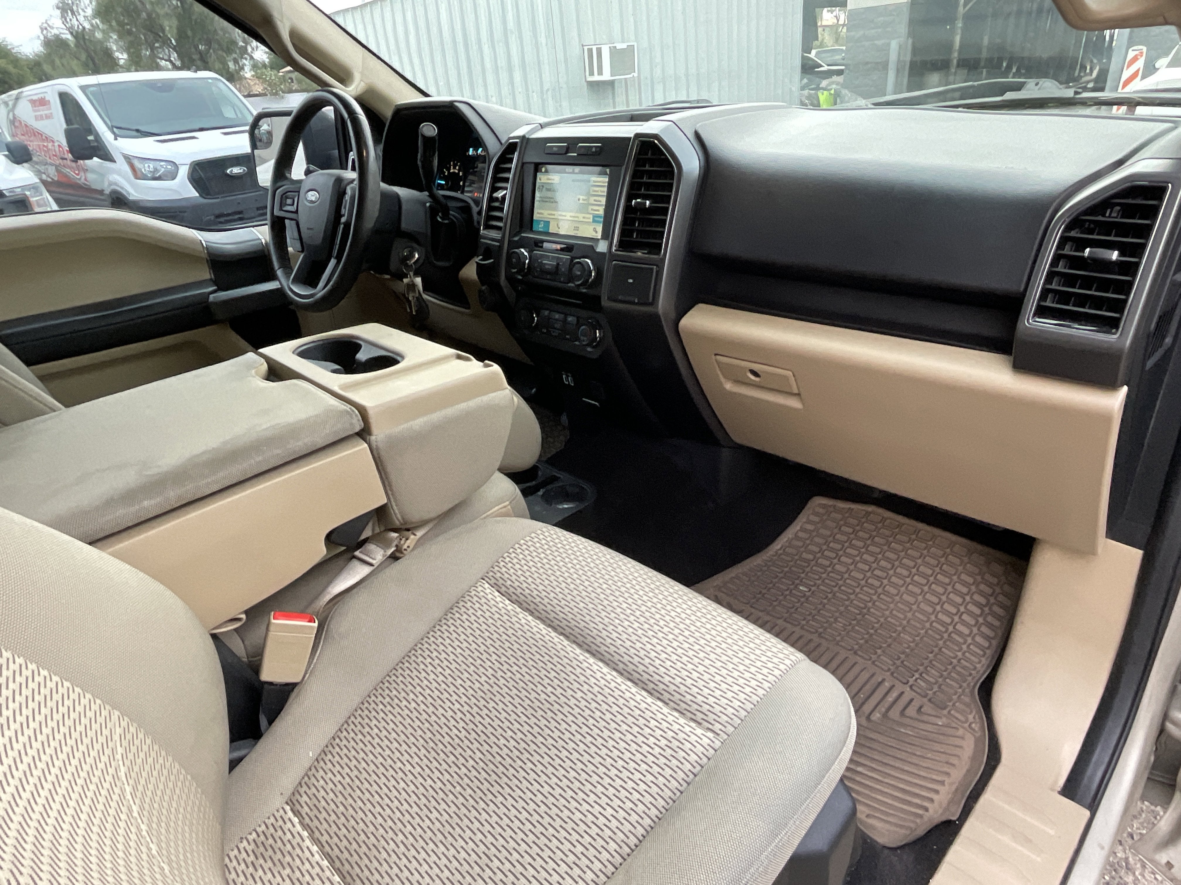 2018 Ford F-150 XLT* CLEAN CARFAX