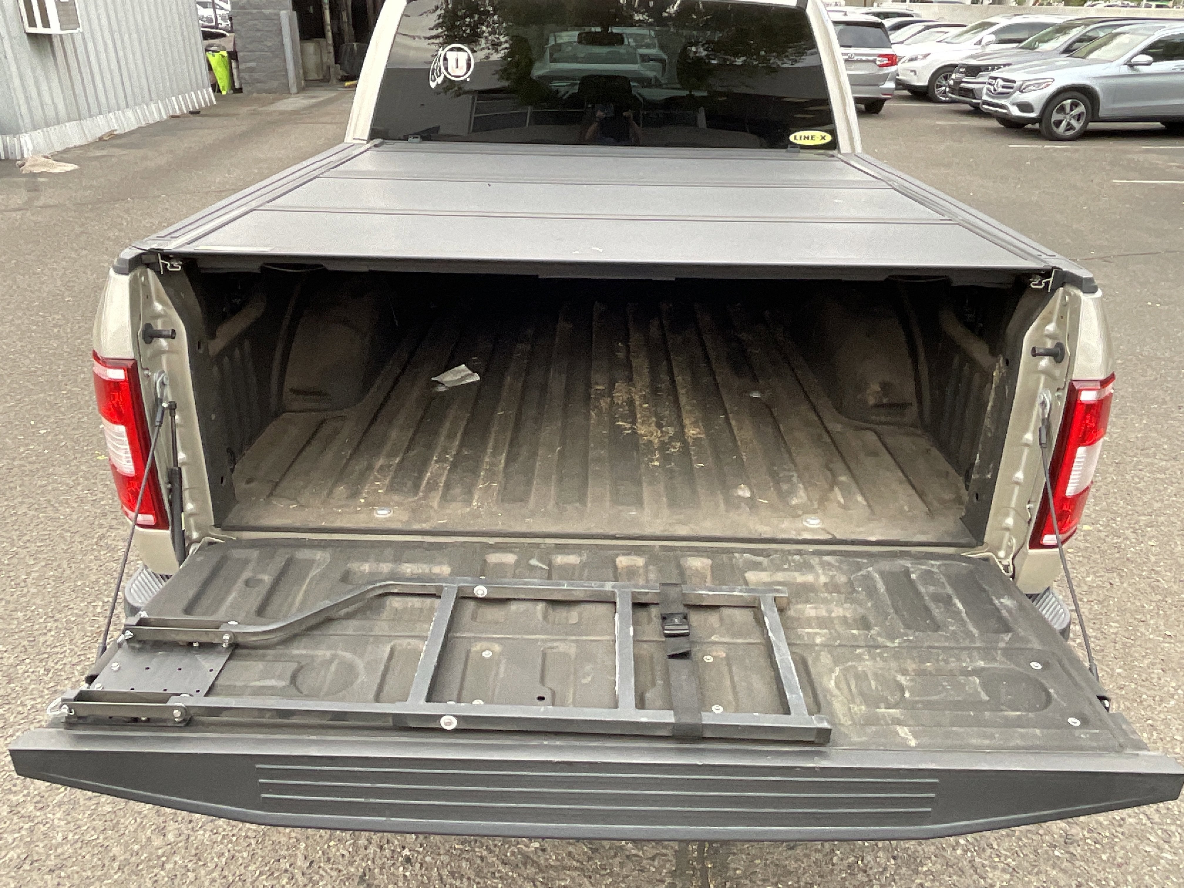 2018 Ford F-150 XLT* CLEAN CARFAX