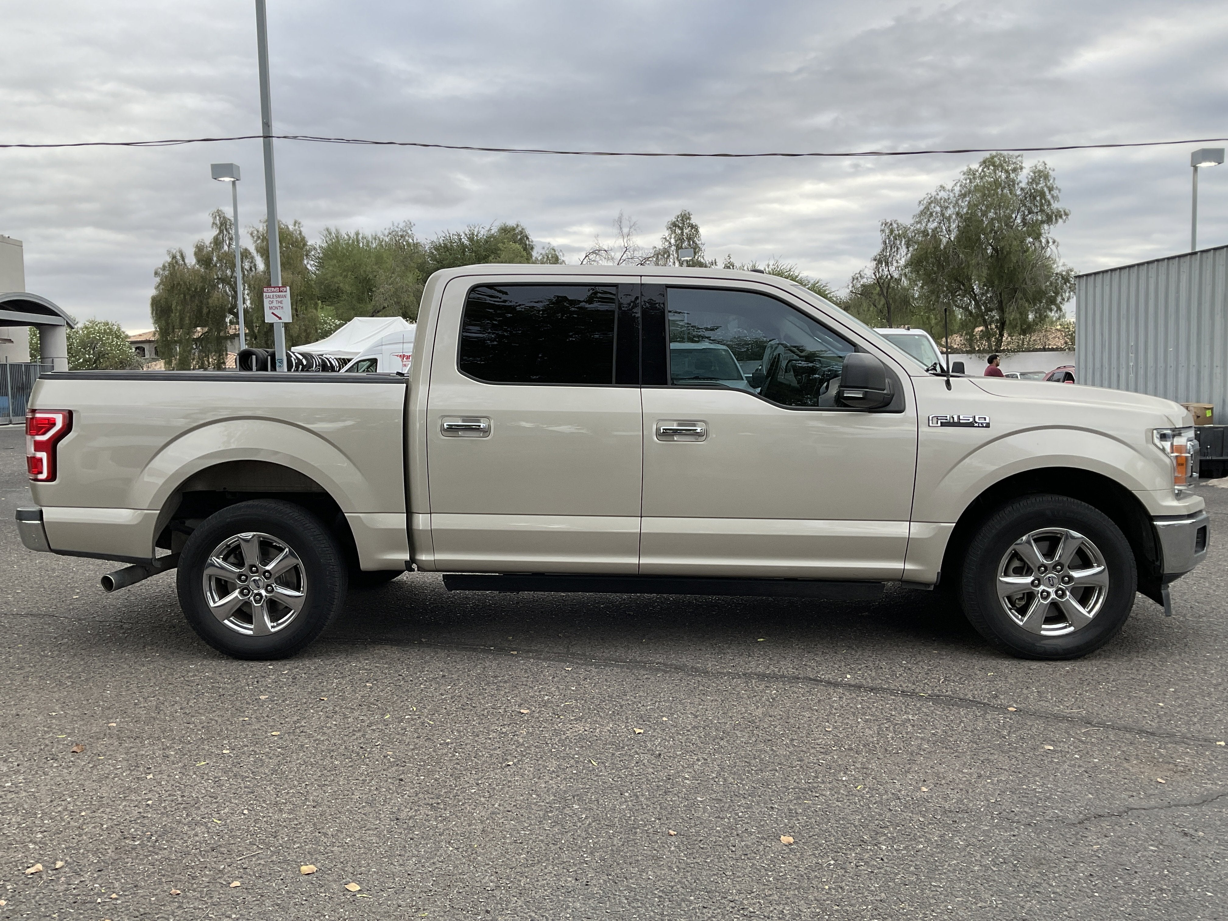 2018 Ford F-150 XLT* CLEAN CARFAX