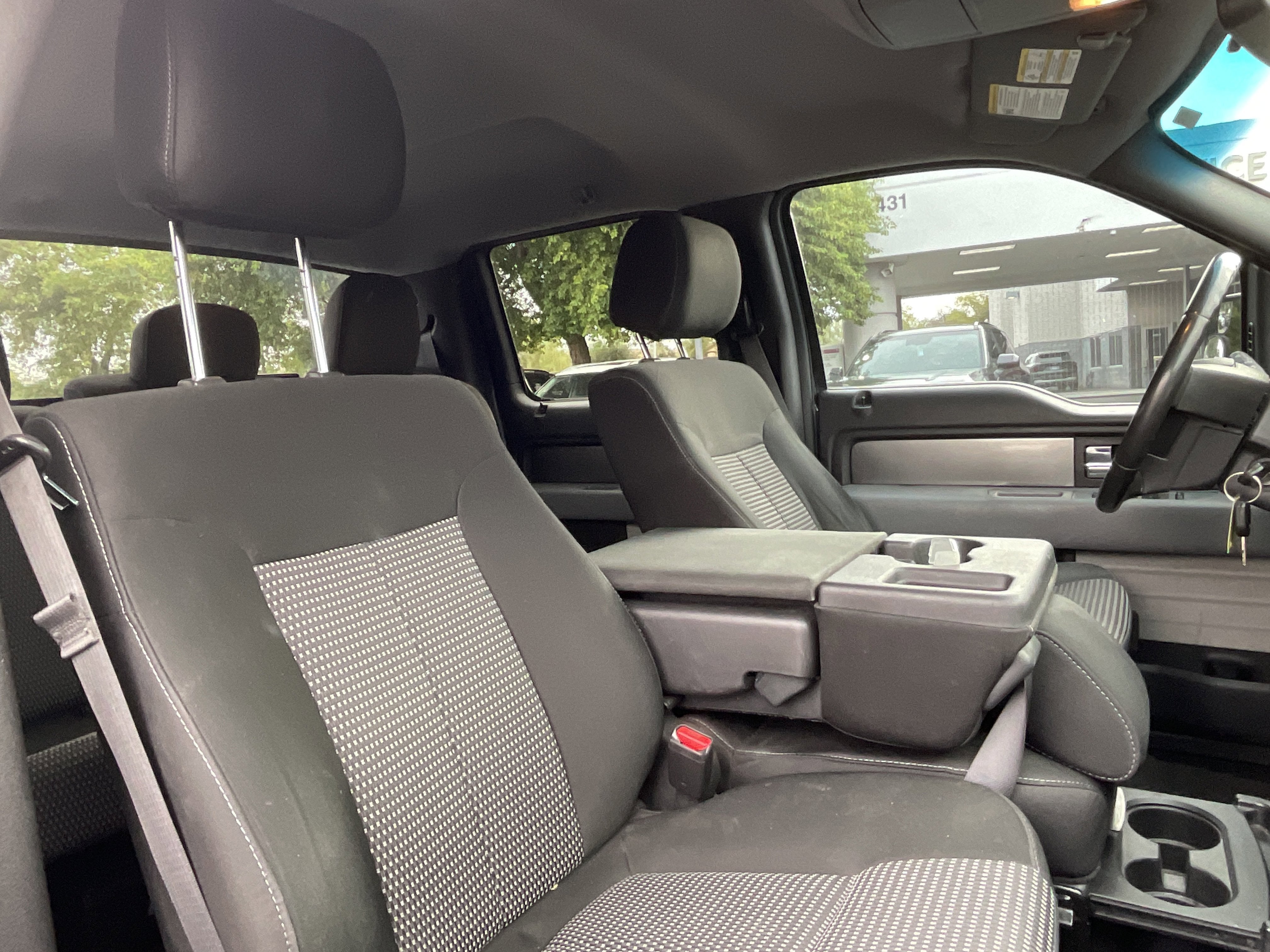 2012 Ford F-150 XLT* CLEAN/ 1 OWNER