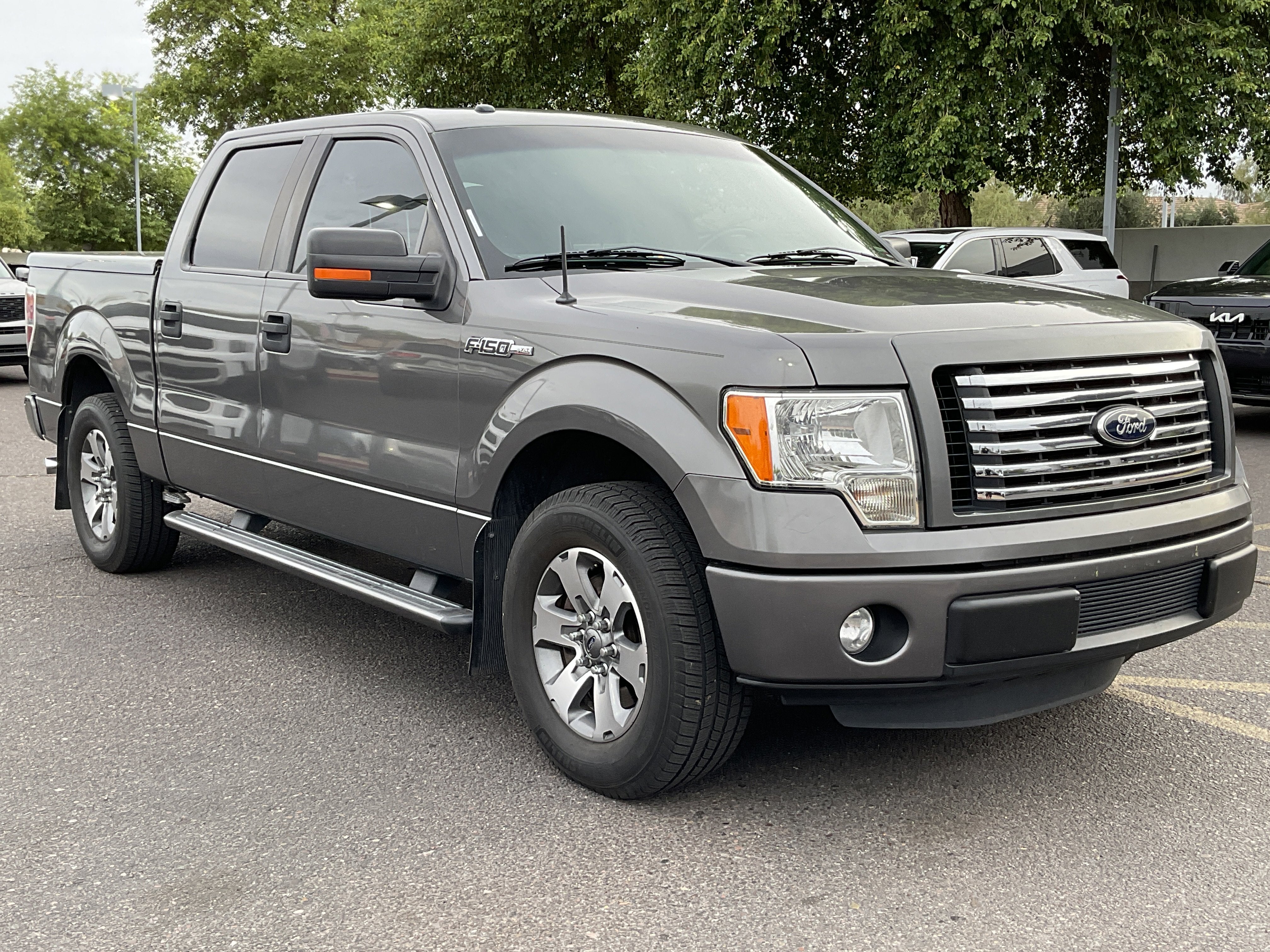 2012 Ford F-150 XLT* CLEAN/ 1 OWNER