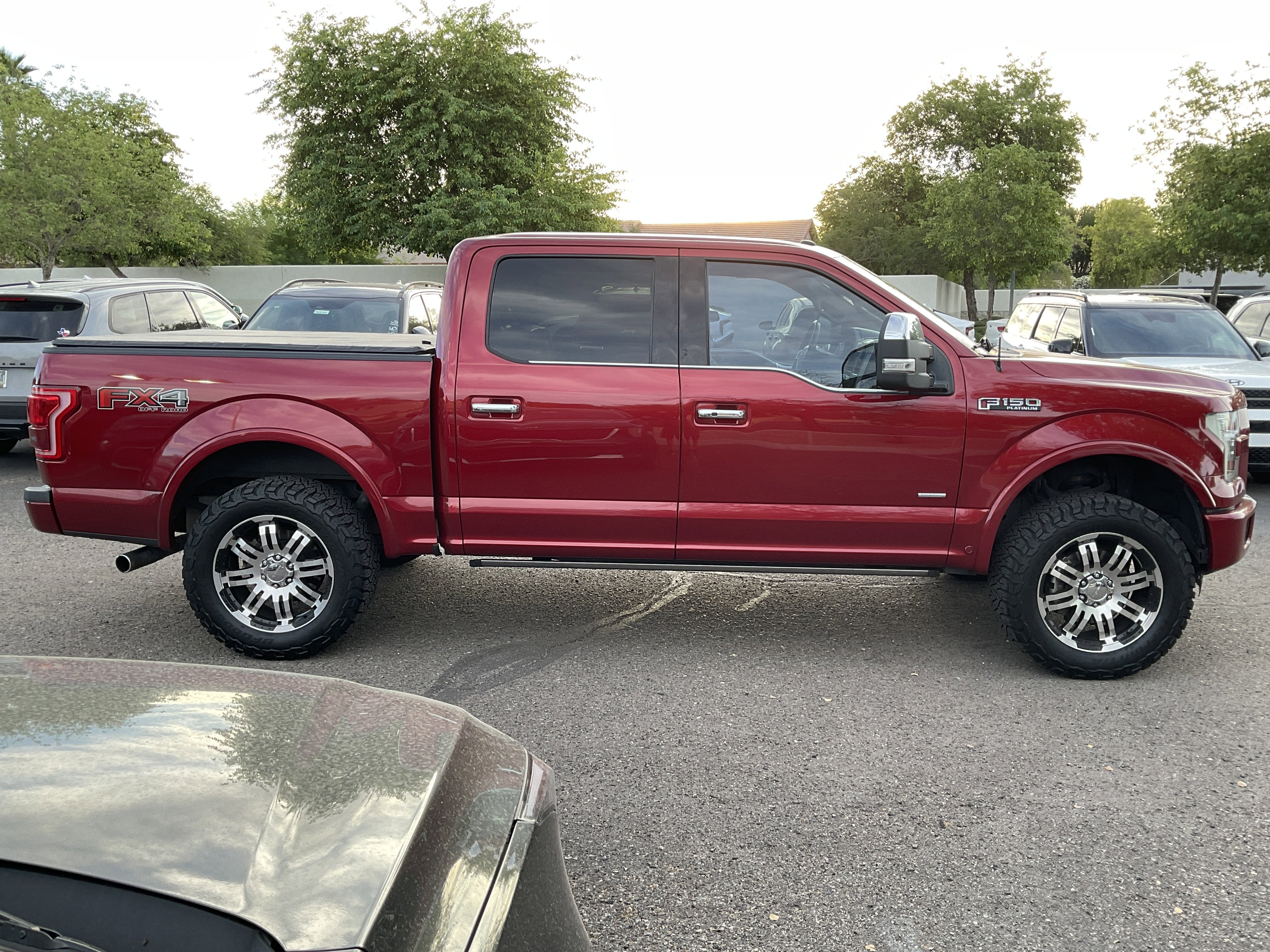 2016 Ford F-150 Platinum**1 OWNER CLN CF**