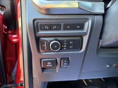 2022 Ford F-150 LARIAT*1 OWNER 10K IN AFTERMARKET