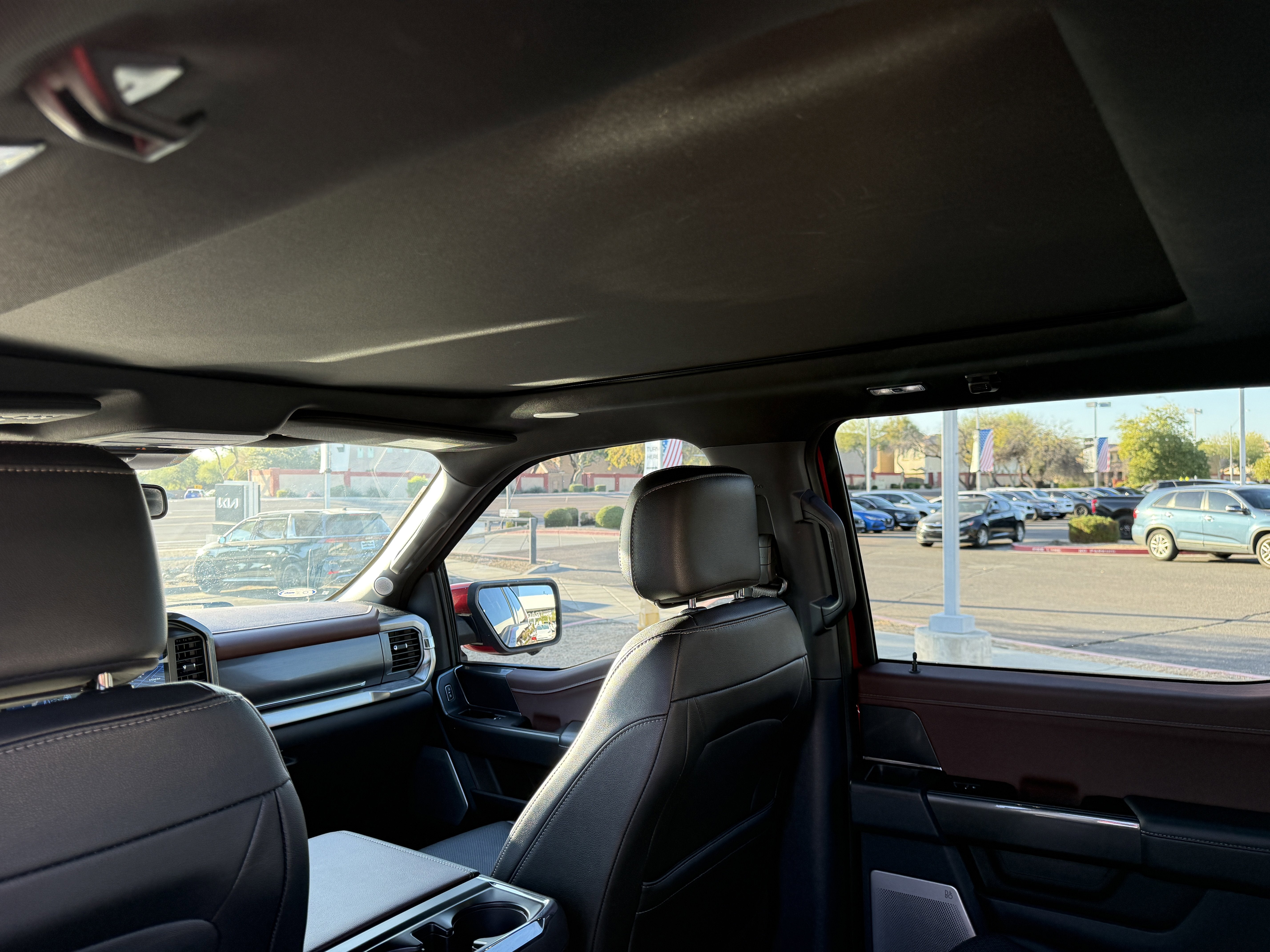 2022 Ford F-150 LARIAT*1 OWNER 10K IN AFTERMARKET