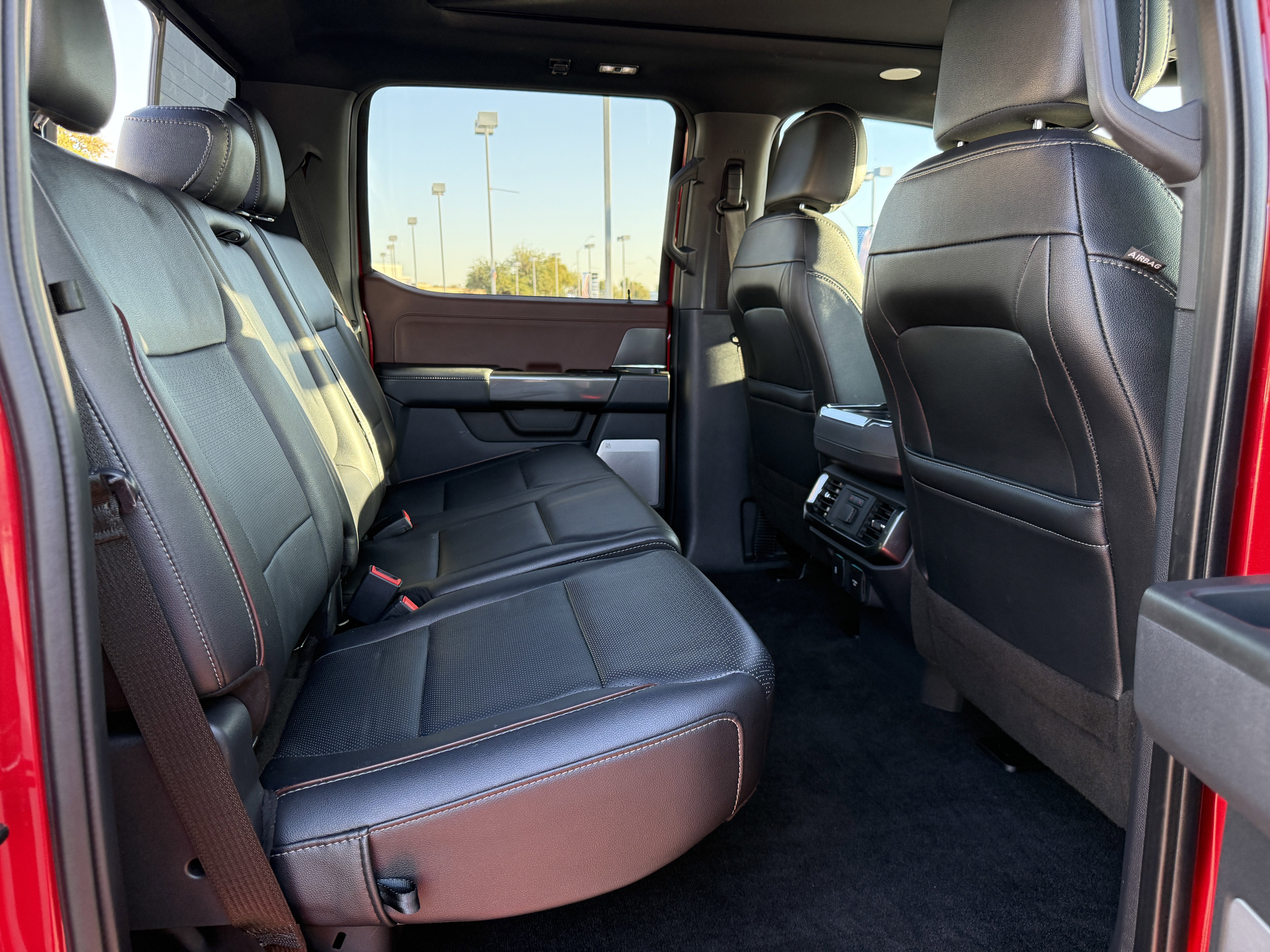 2022 Ford F-150 LARIAT*1 OWNER 10K IN AFTERMARKET