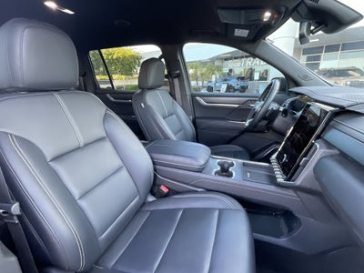 2024 GMC Acadia FWD Elevation