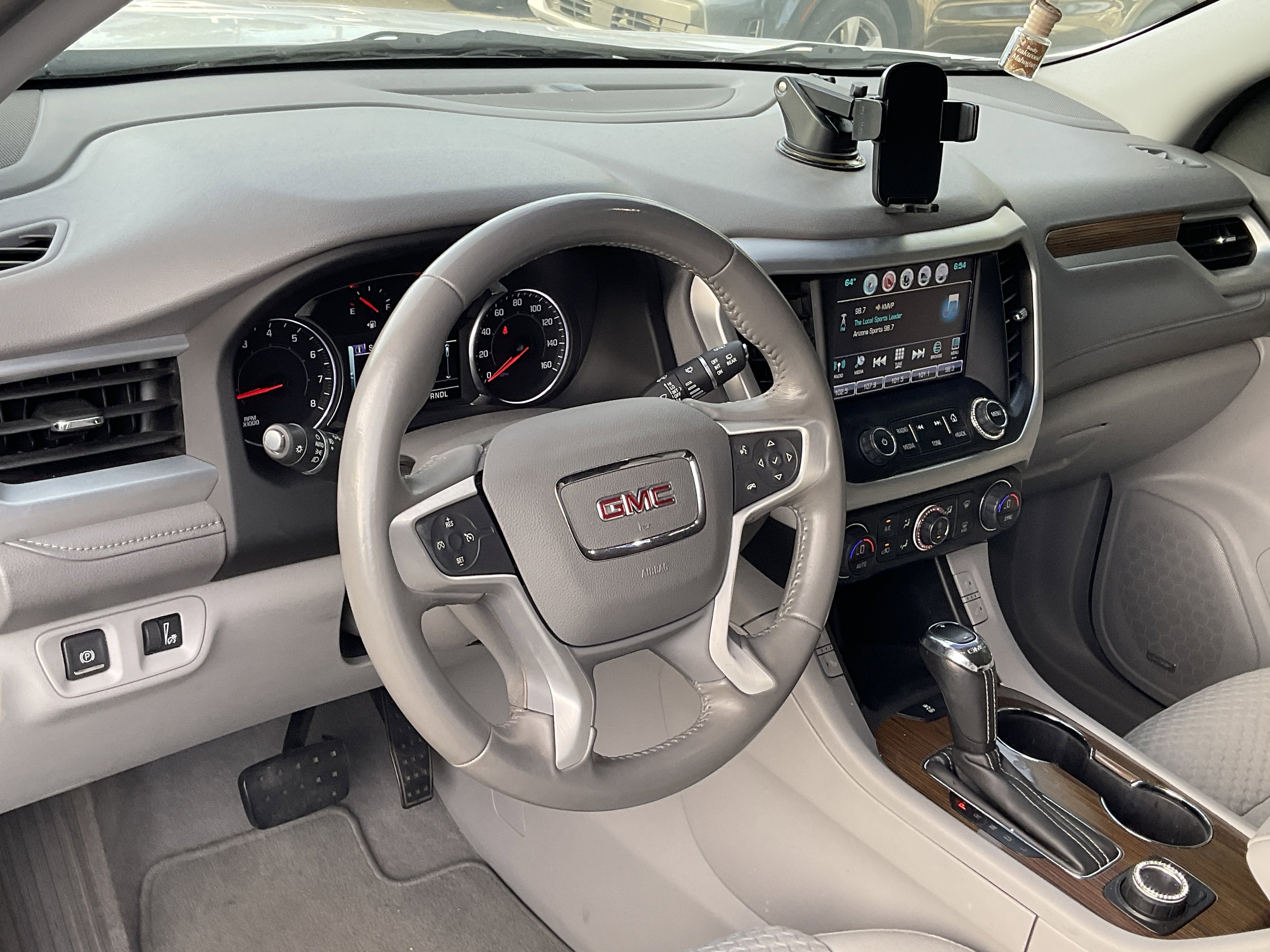 2019 GMC Acadia SLE