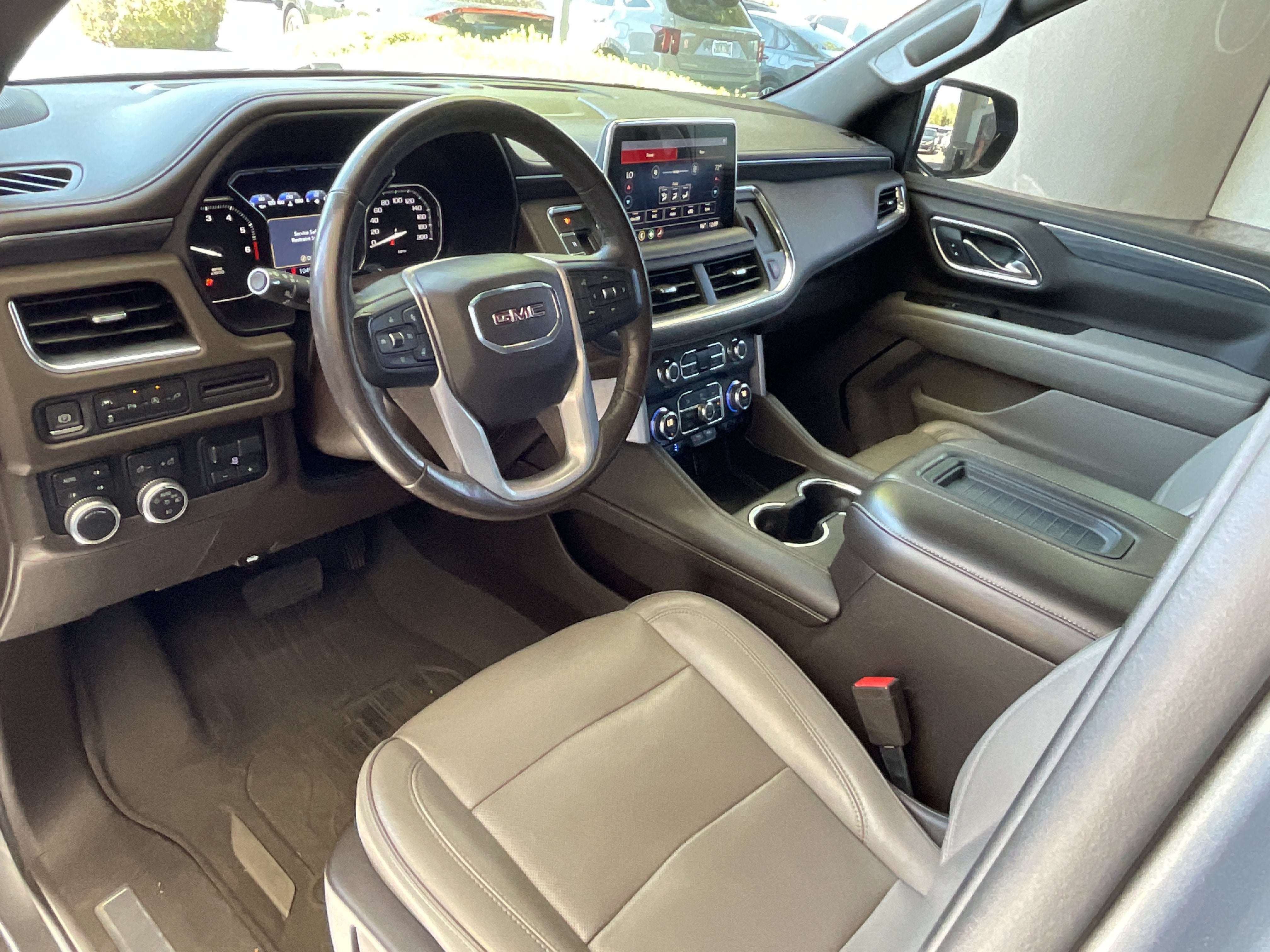 2021 GMC Yukon SLT