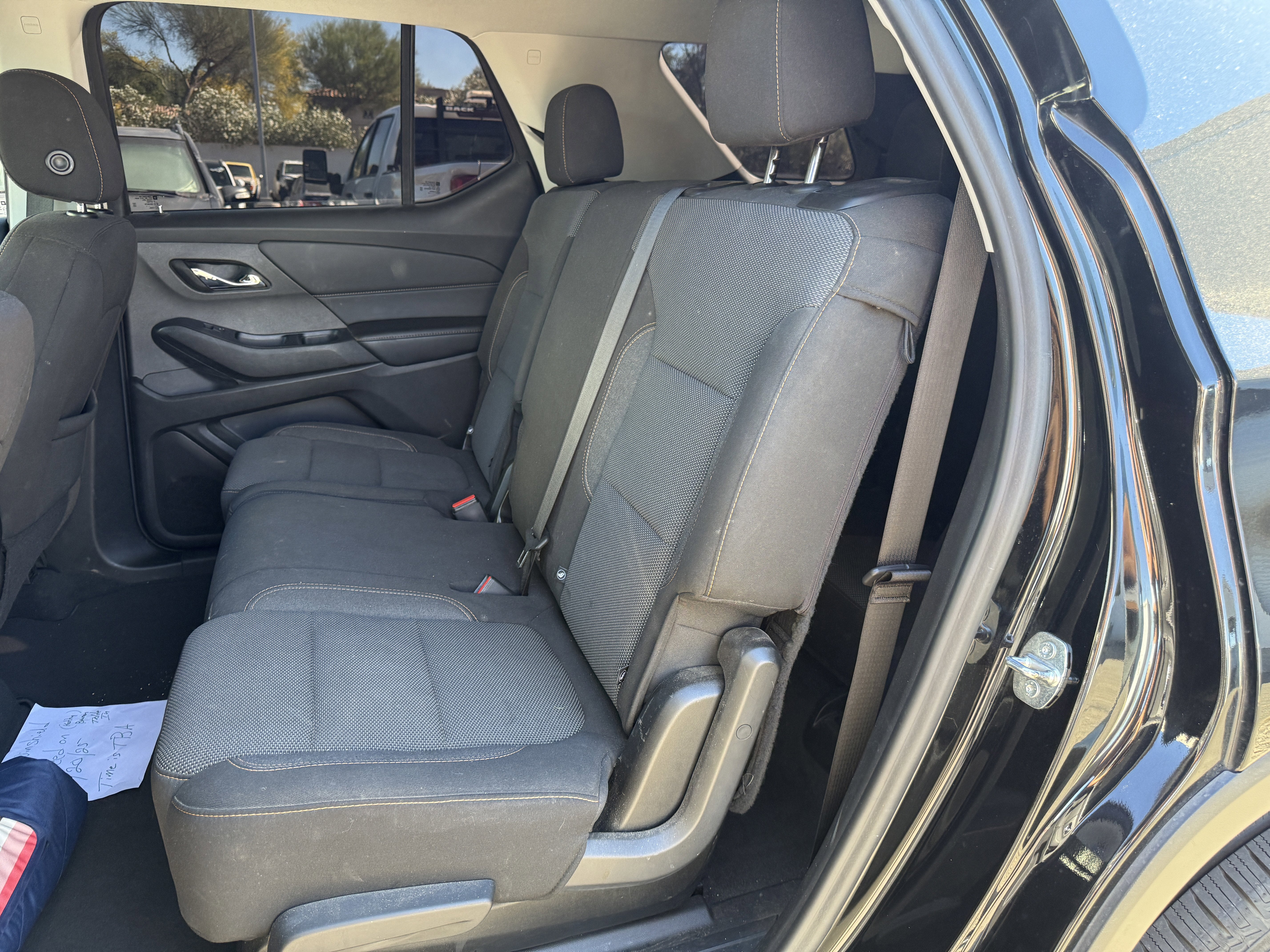 2021 Chevrolet Traverse LS* CLEAN CARFAX/ LOW MILES