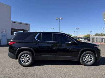 2021 Chevrolet Traverse LS* CLEAN CARFAX/ LOW MILES