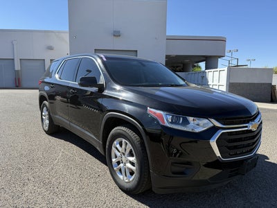 2021 Chevrolet Traverse LS* CLEAN CARFAX/ LOW MILES