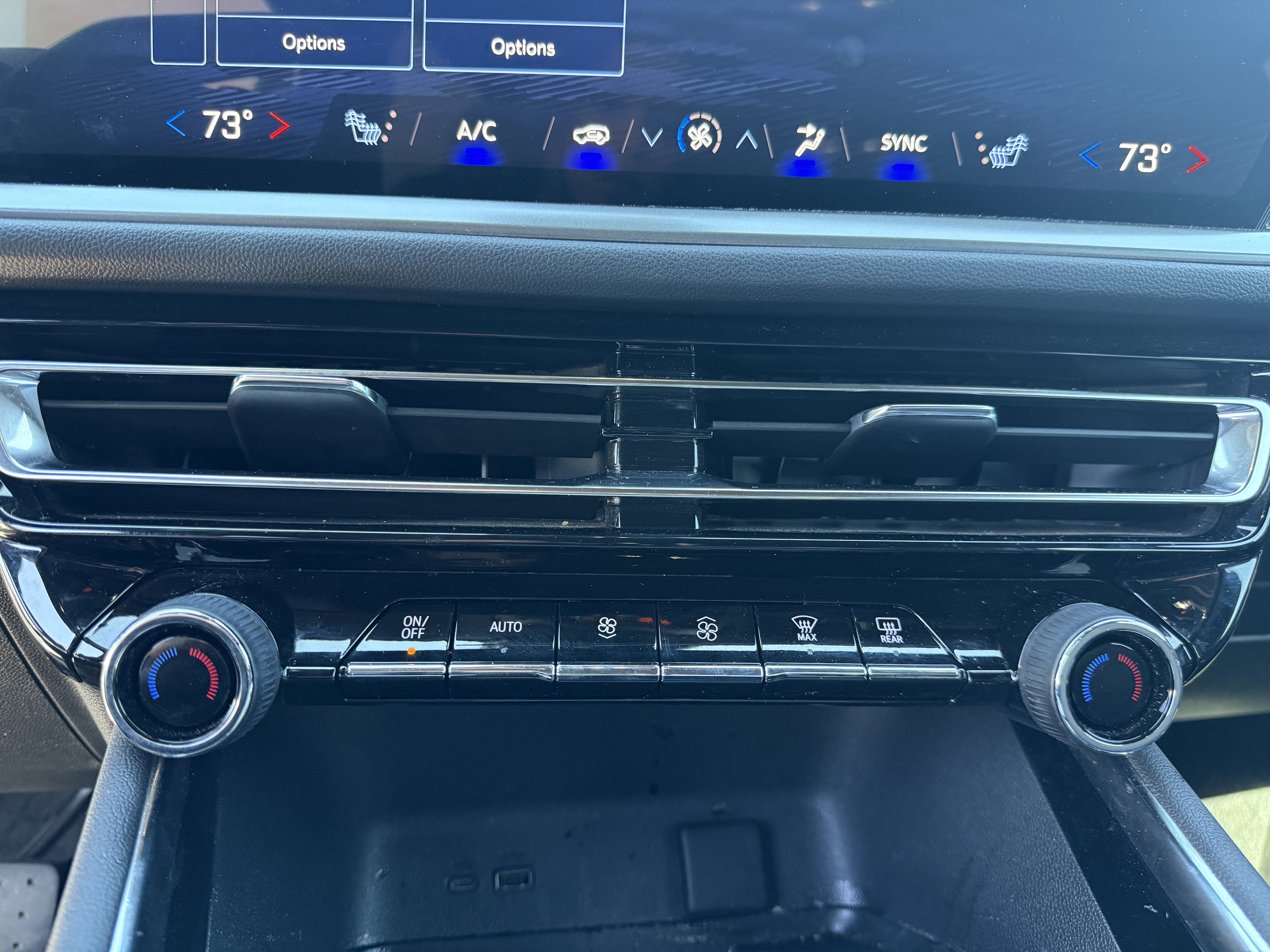 2024 Chevrolet Traverse FWD LT* 1 OWNER/ CLN CARFX