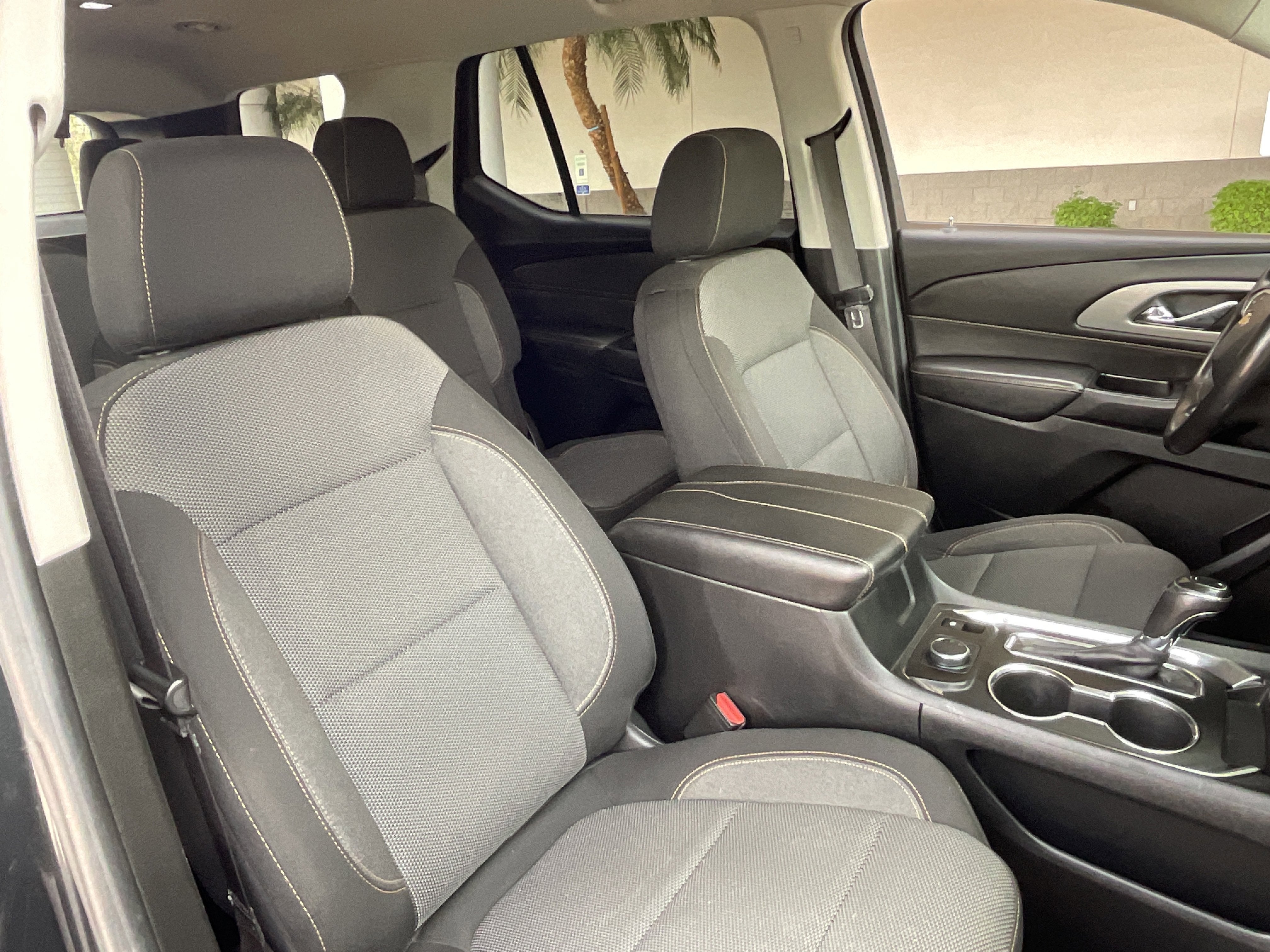 2020 Chevrolet Traverse LT Cloth* CLEAN CARFAX
