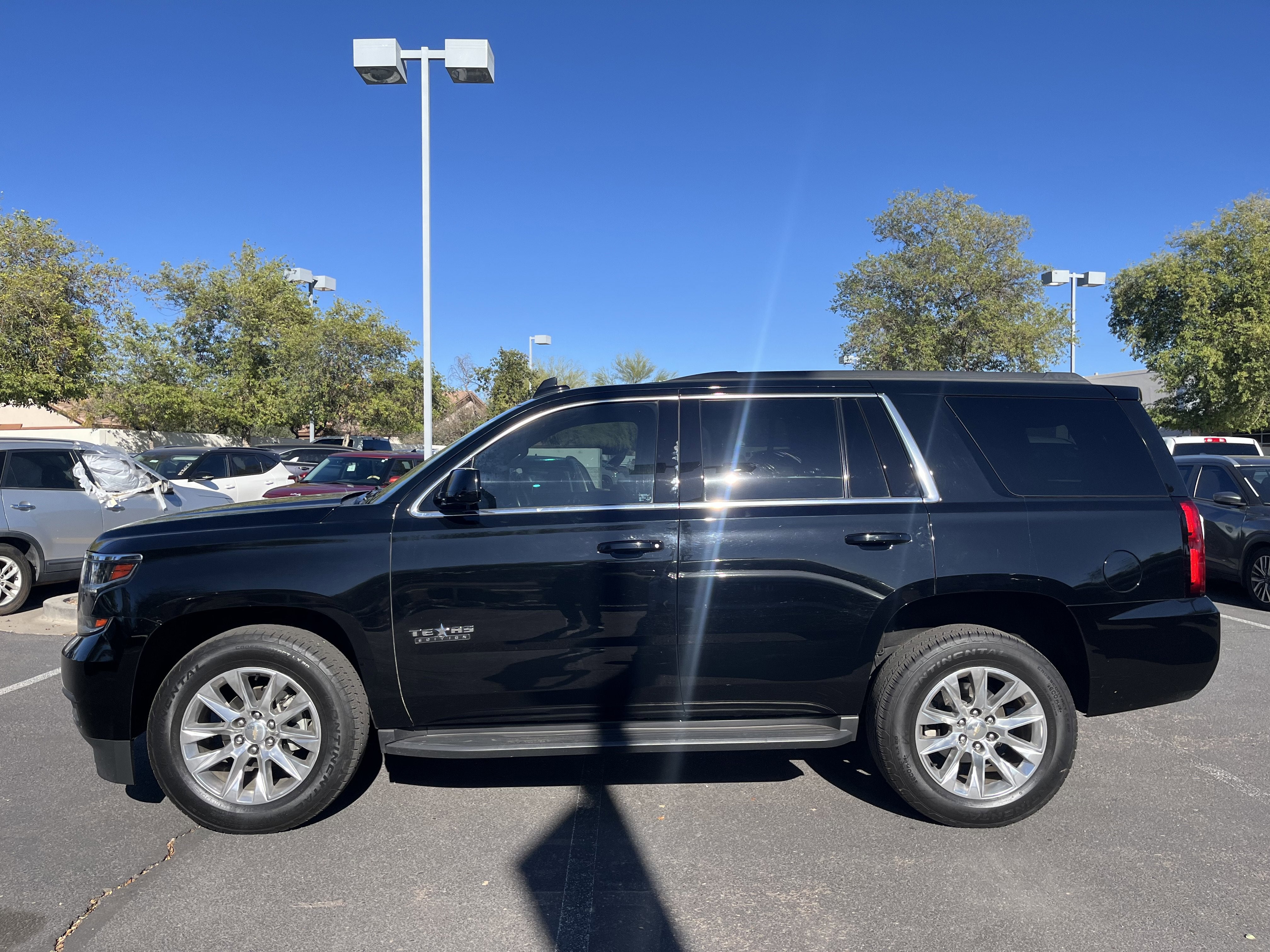 2019 Chevrolet Tahoe LS**ONLY 41K MILES**