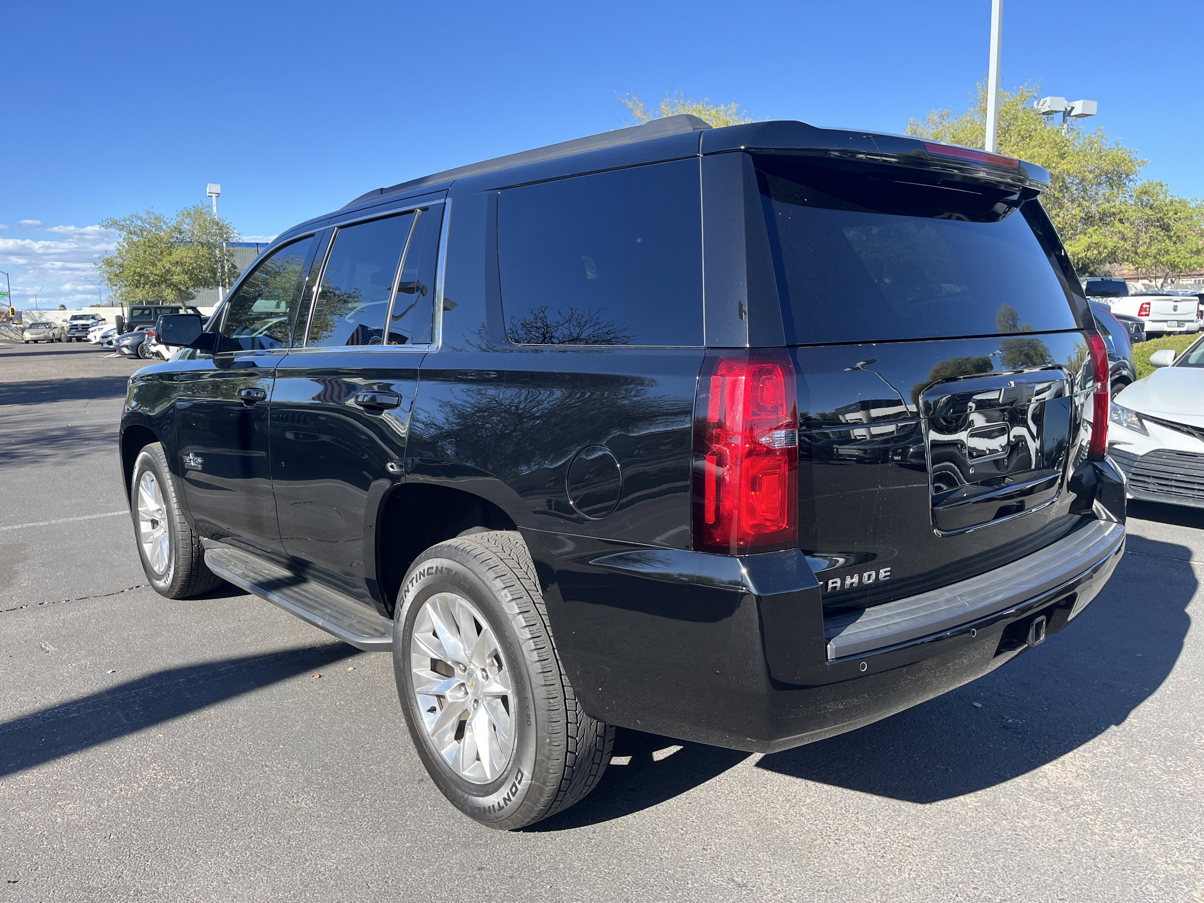 2019 Chevrolet Tahoe LS**ONLY 41K MILES**