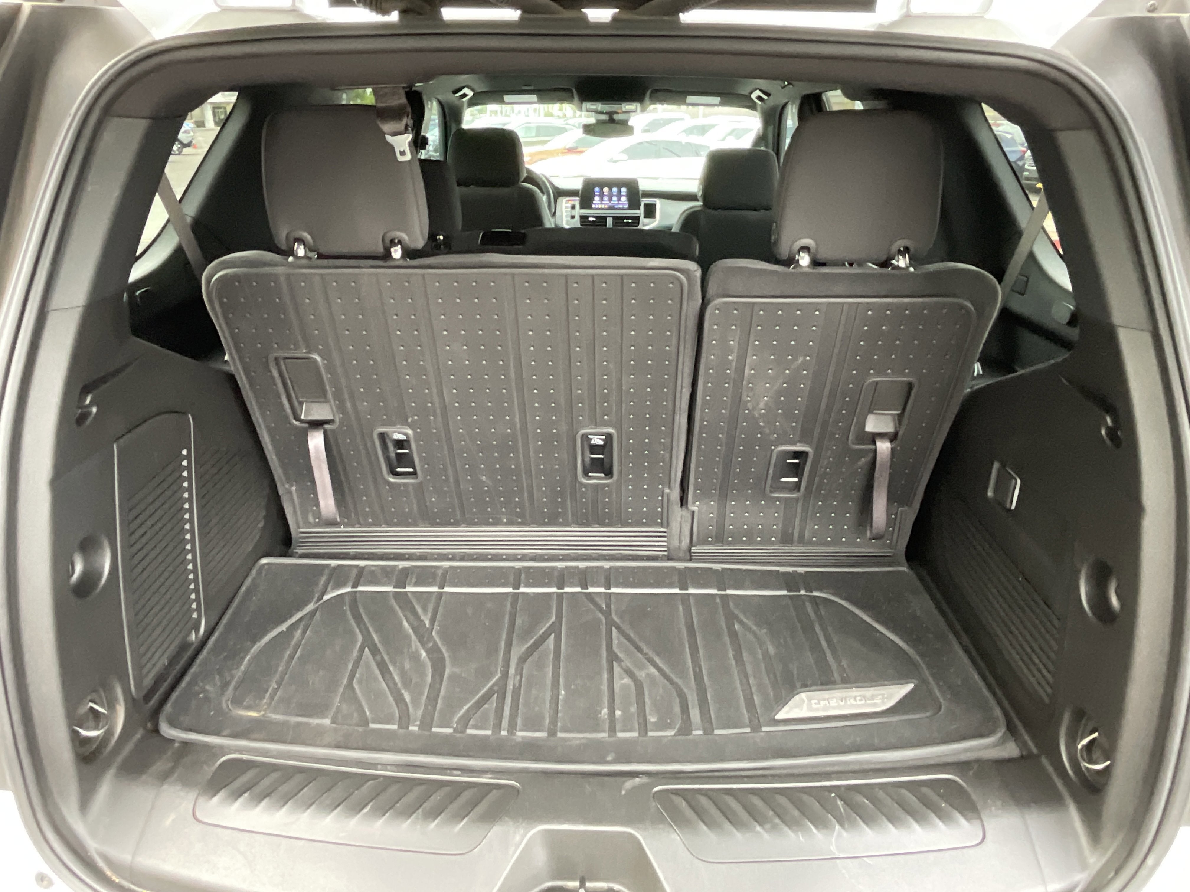2024 Chevrolet Tahoe LS* 1 OWNER / CLEAN CARFAX