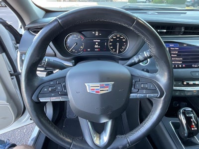 2023 Cadillac XT4 FWD Premium Luxury**CF CERT 1 OWN